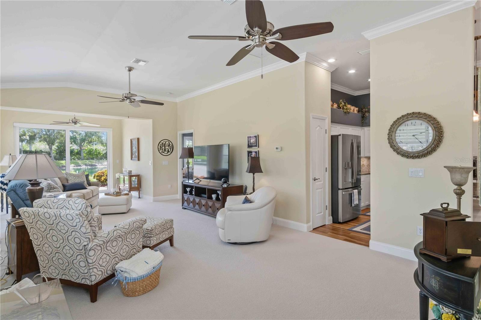 1001 TOPELIS DR — photo 14