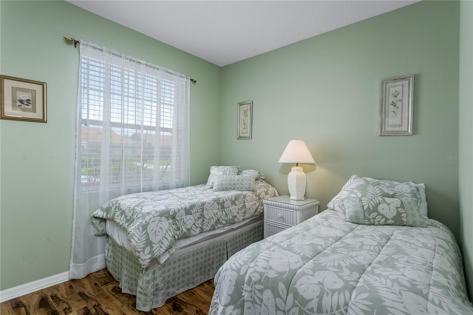 7235 CLEOPATRA DR — photo 16