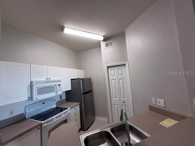5180 NORTHRIDGE RD #308 — photo 2