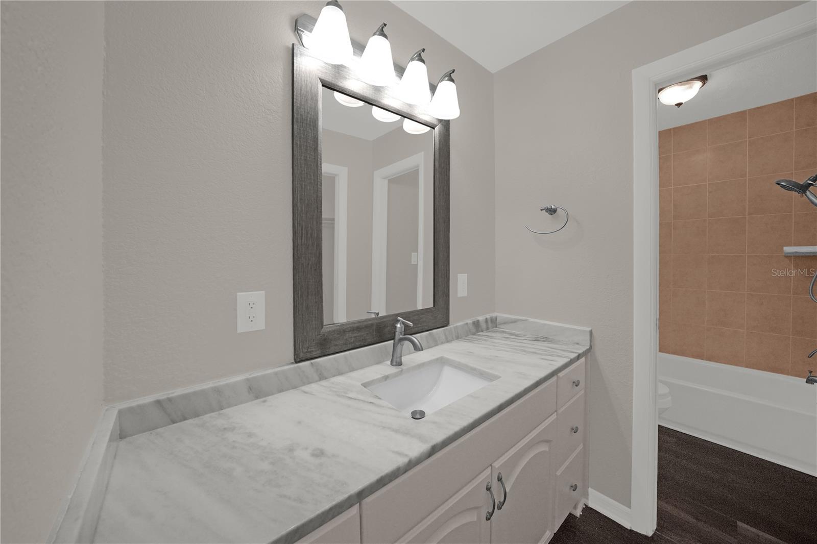 116 WINDY CIR — photo 11