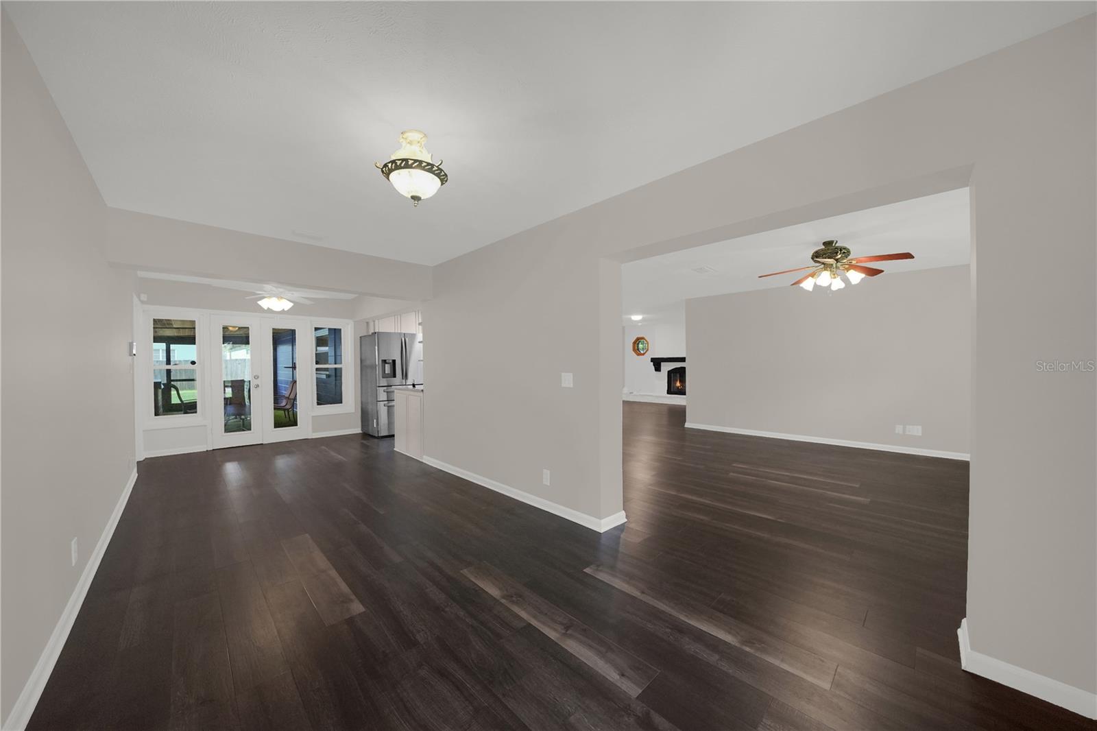 116 WINDY CIR — photo 9