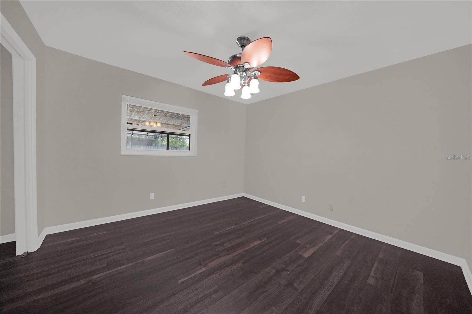 116 WINDY CIR — photo 13