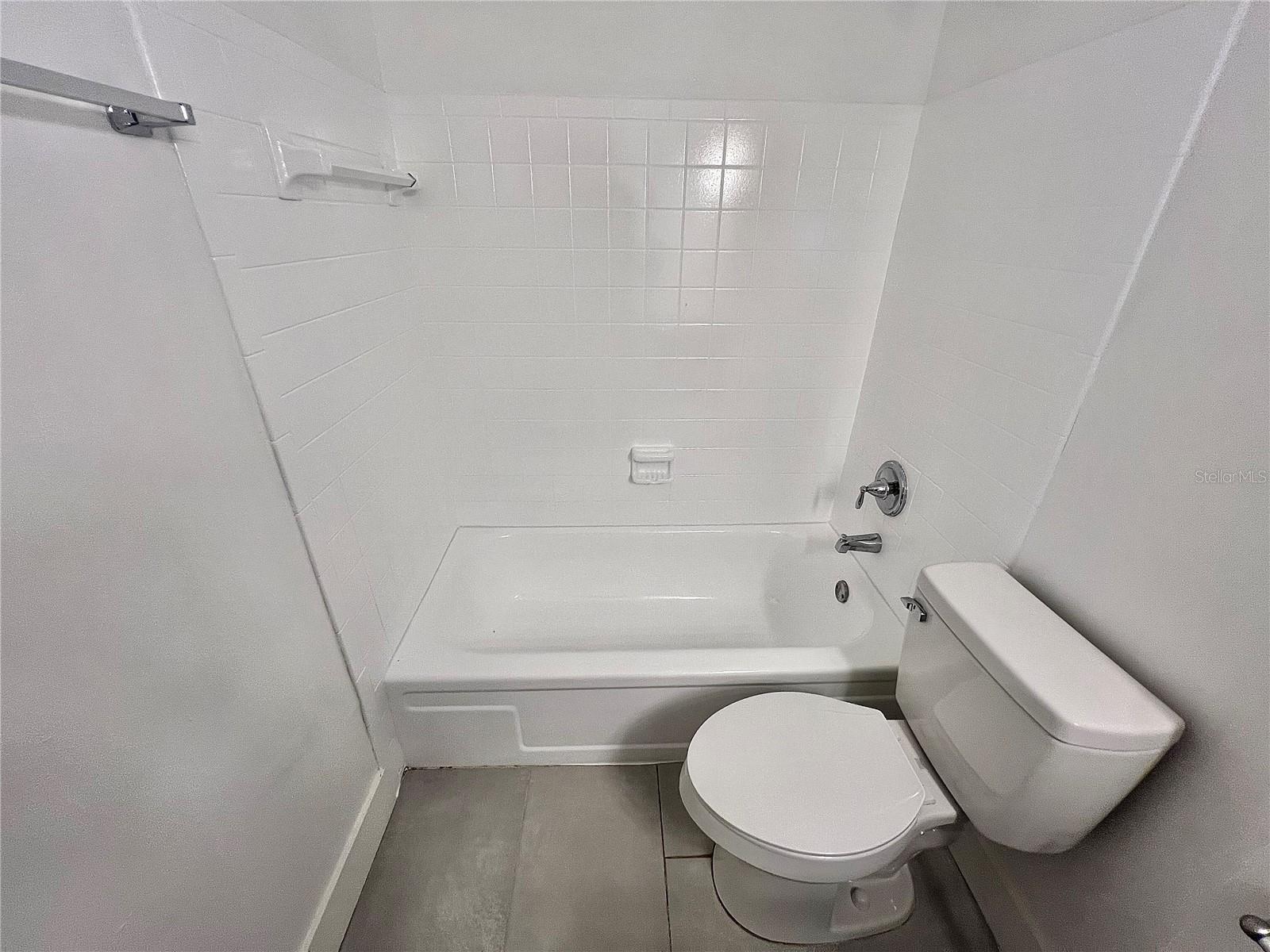 4614 E SENECA AVE — photo 21