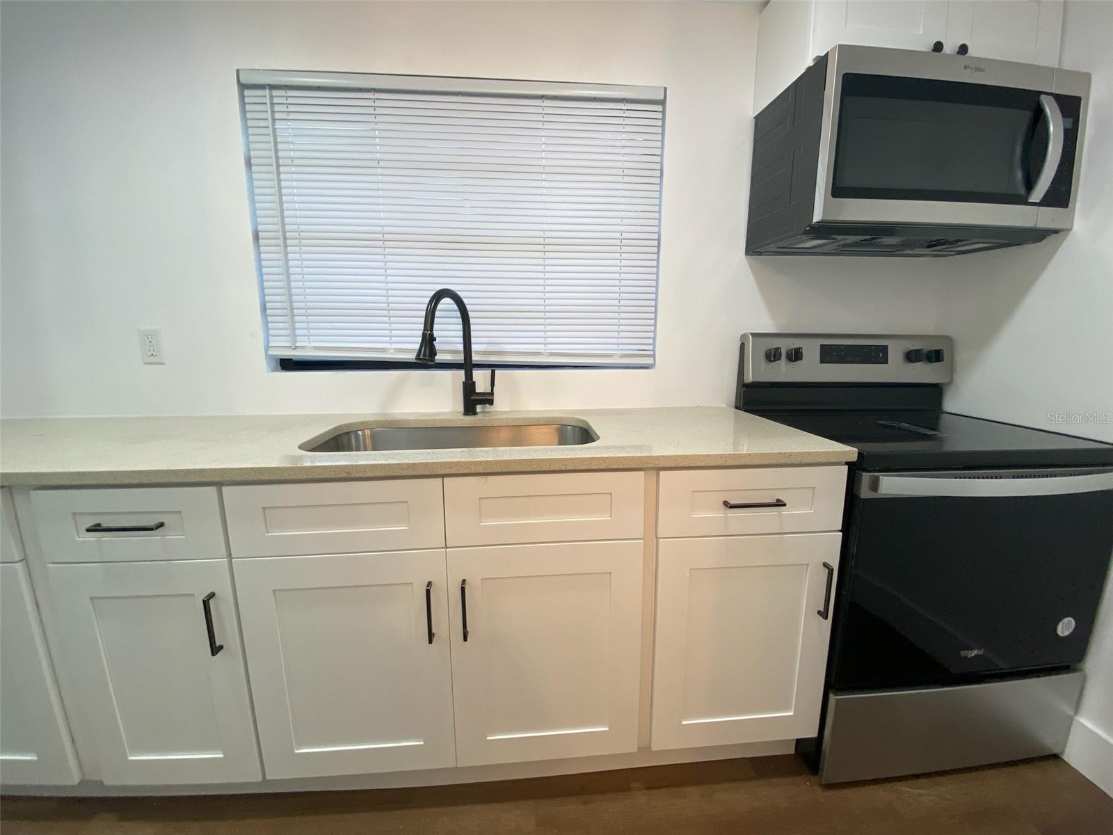 4614 E SENECA AVE — photo 34