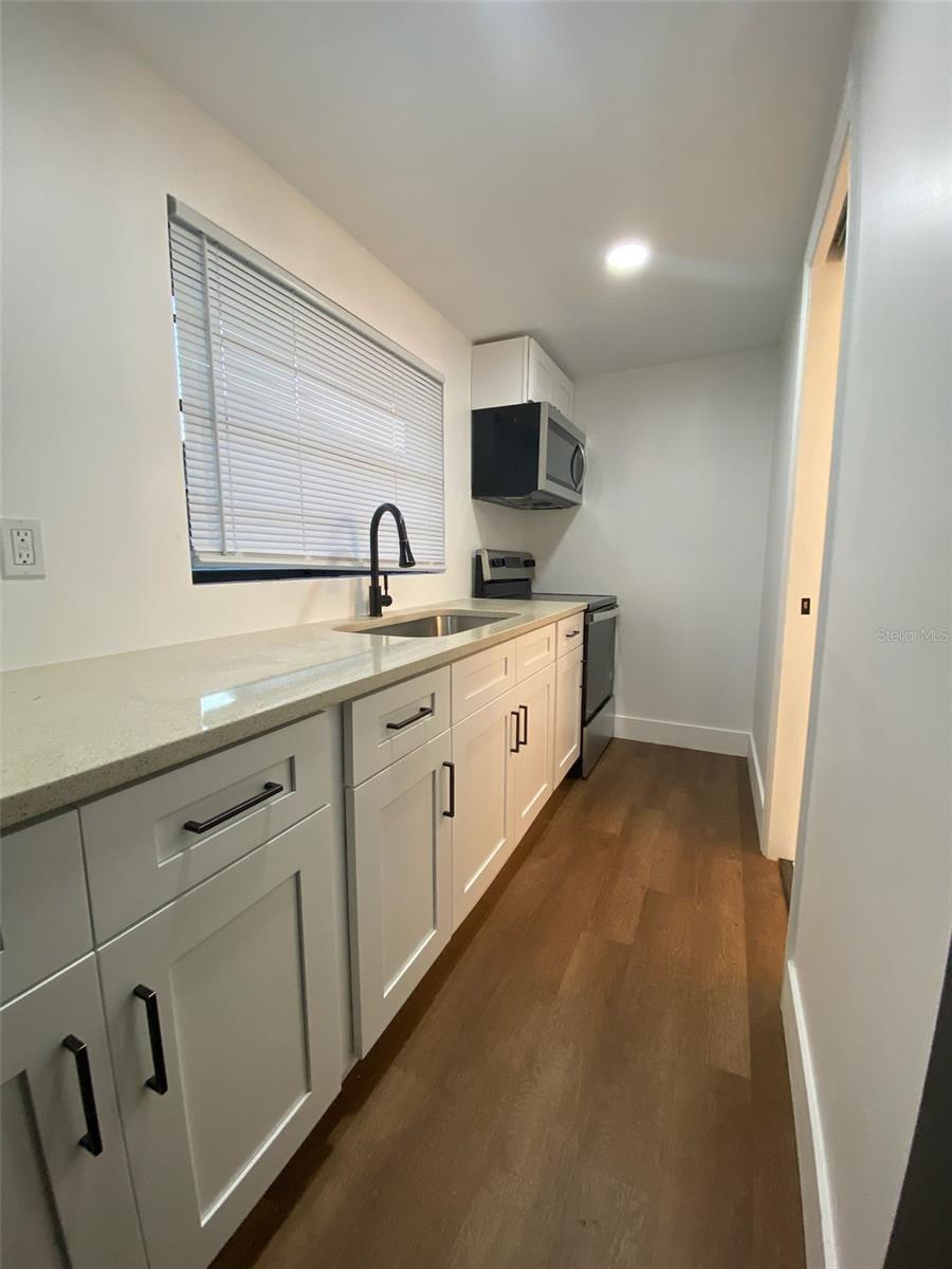 4614 E SENECA AVE — photo 32