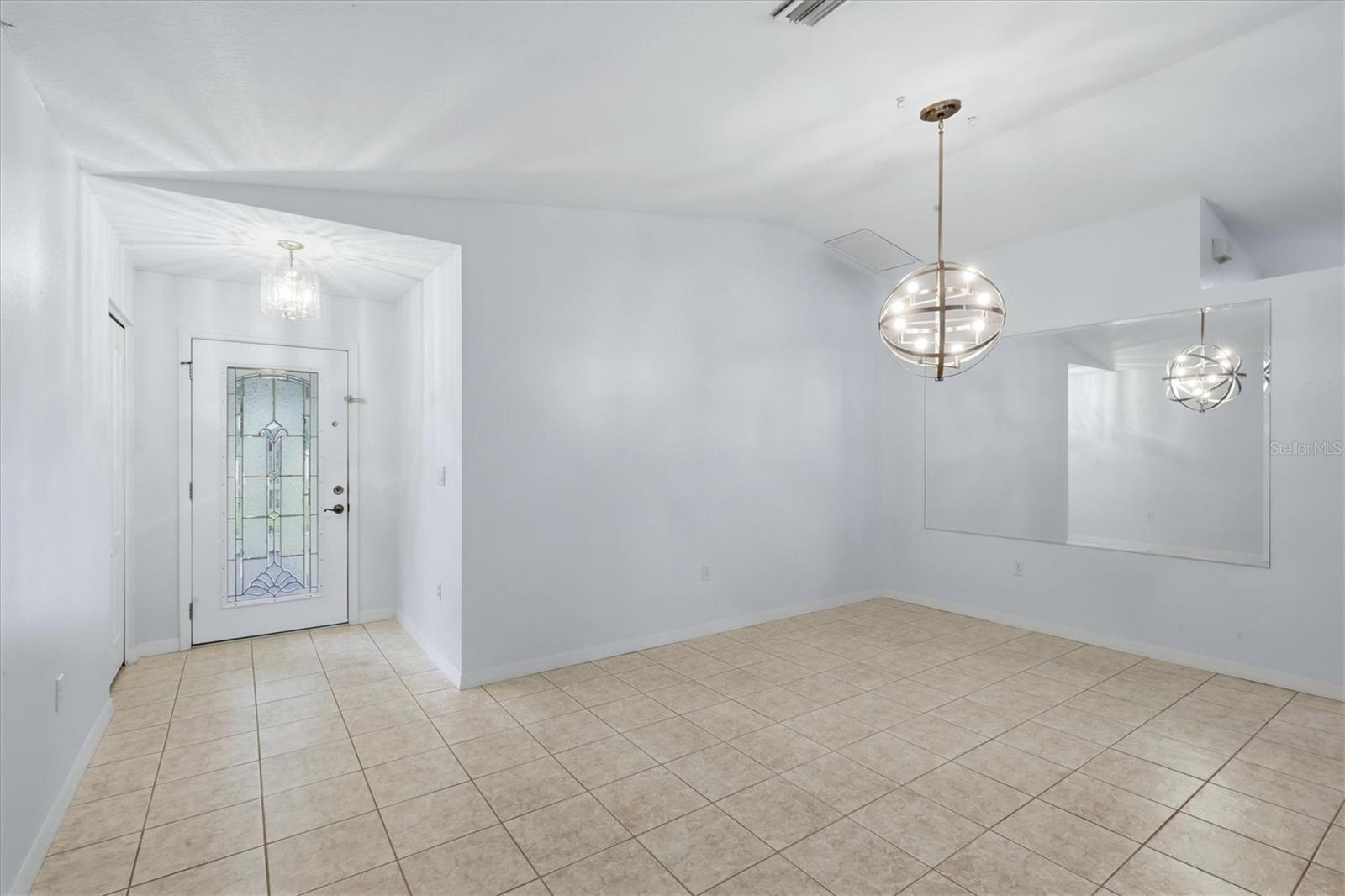 4380 IOLA DR — photo 5