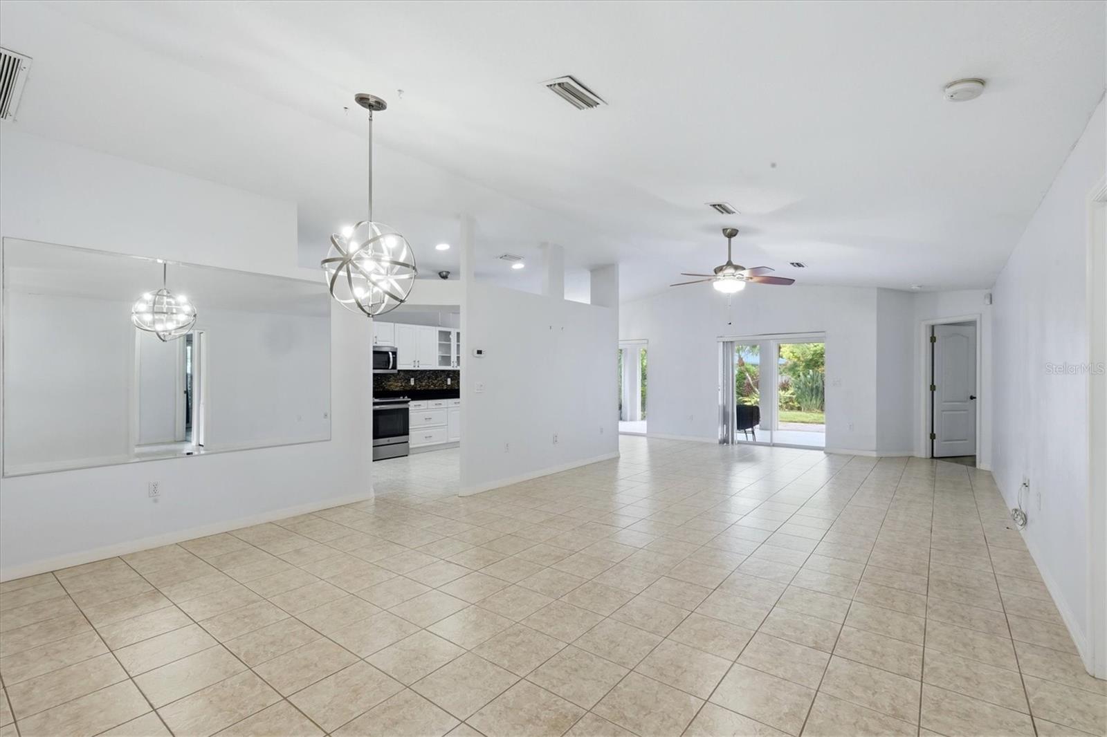 4380 IOLA DR — photo 6