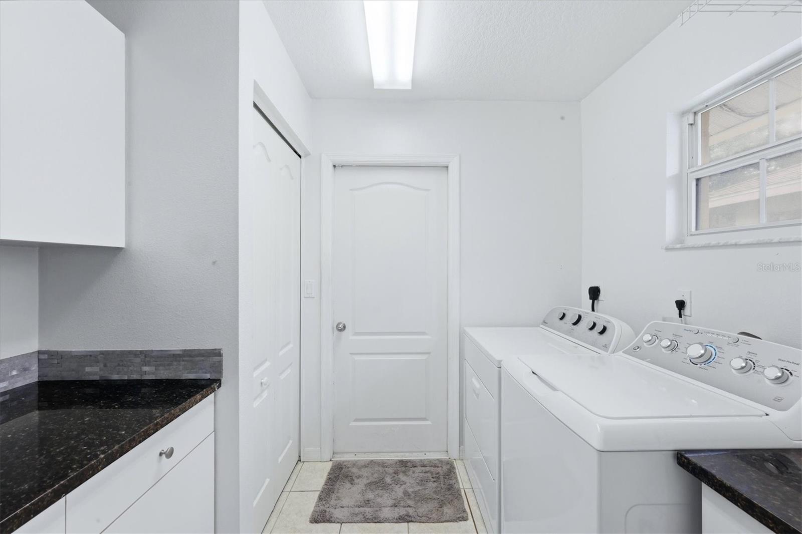 4380 IOLA DR — photo 25