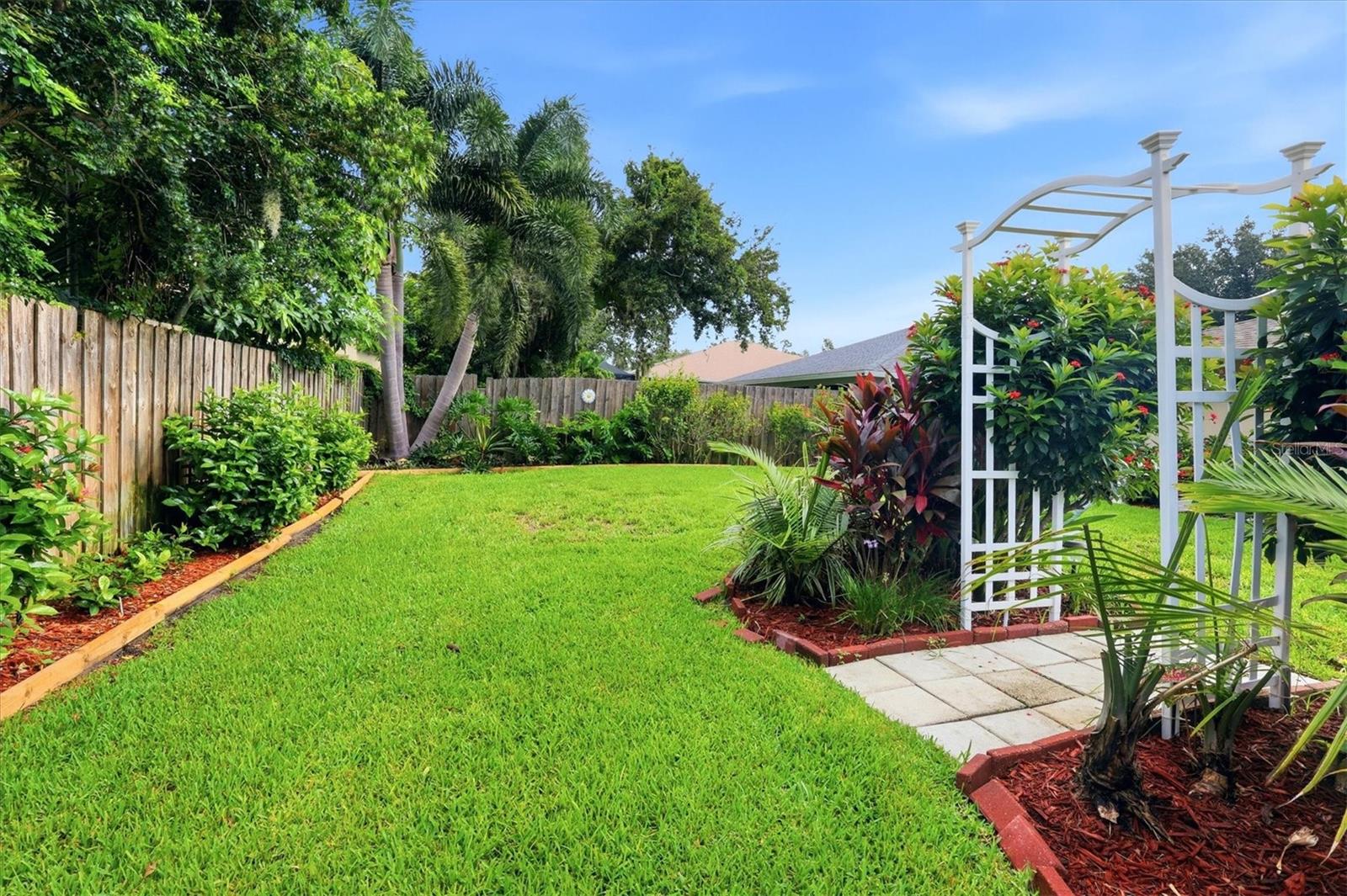 4380 IOLA DR — photo 32