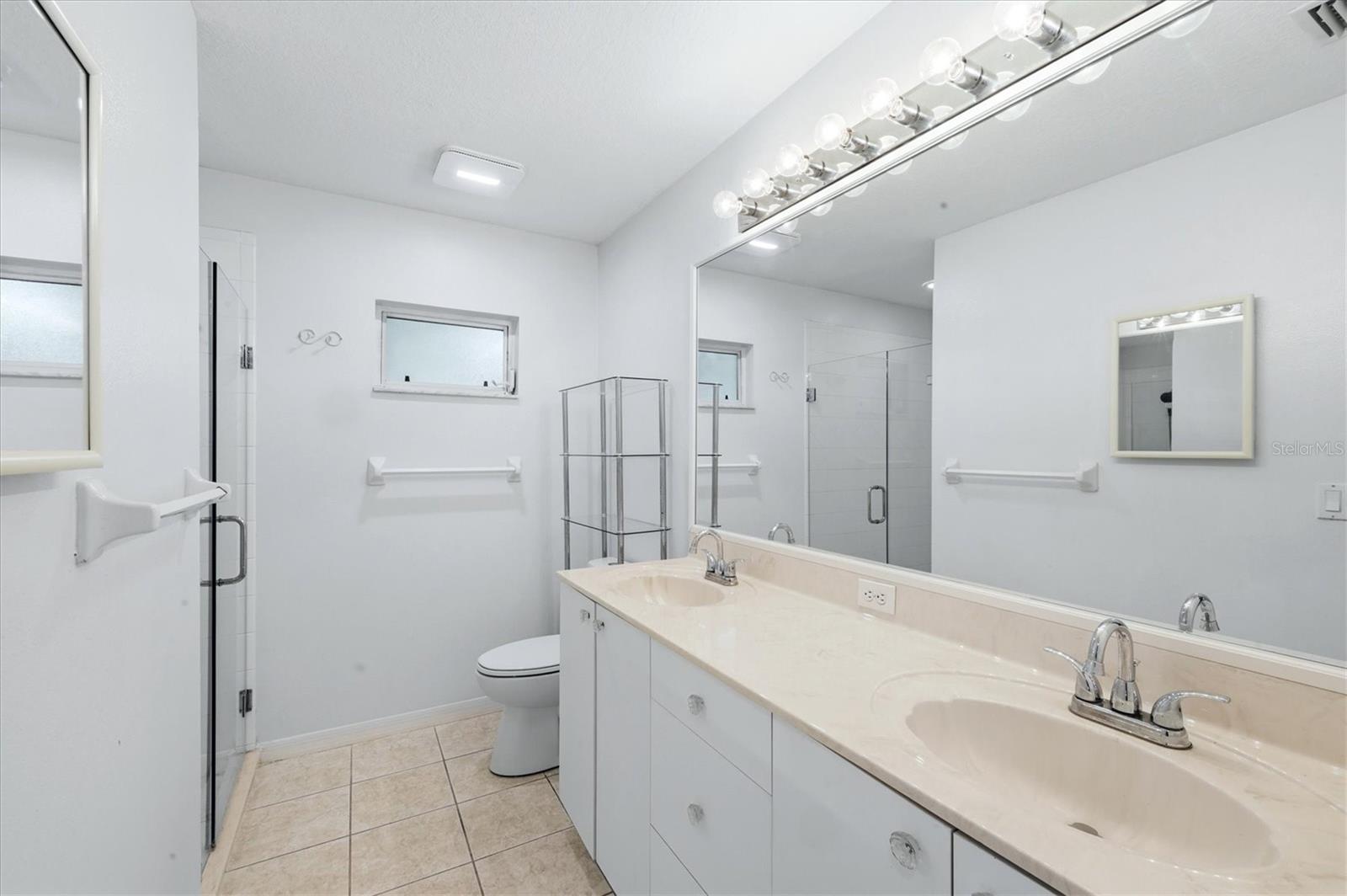 4380 IOLA DR — photo 18