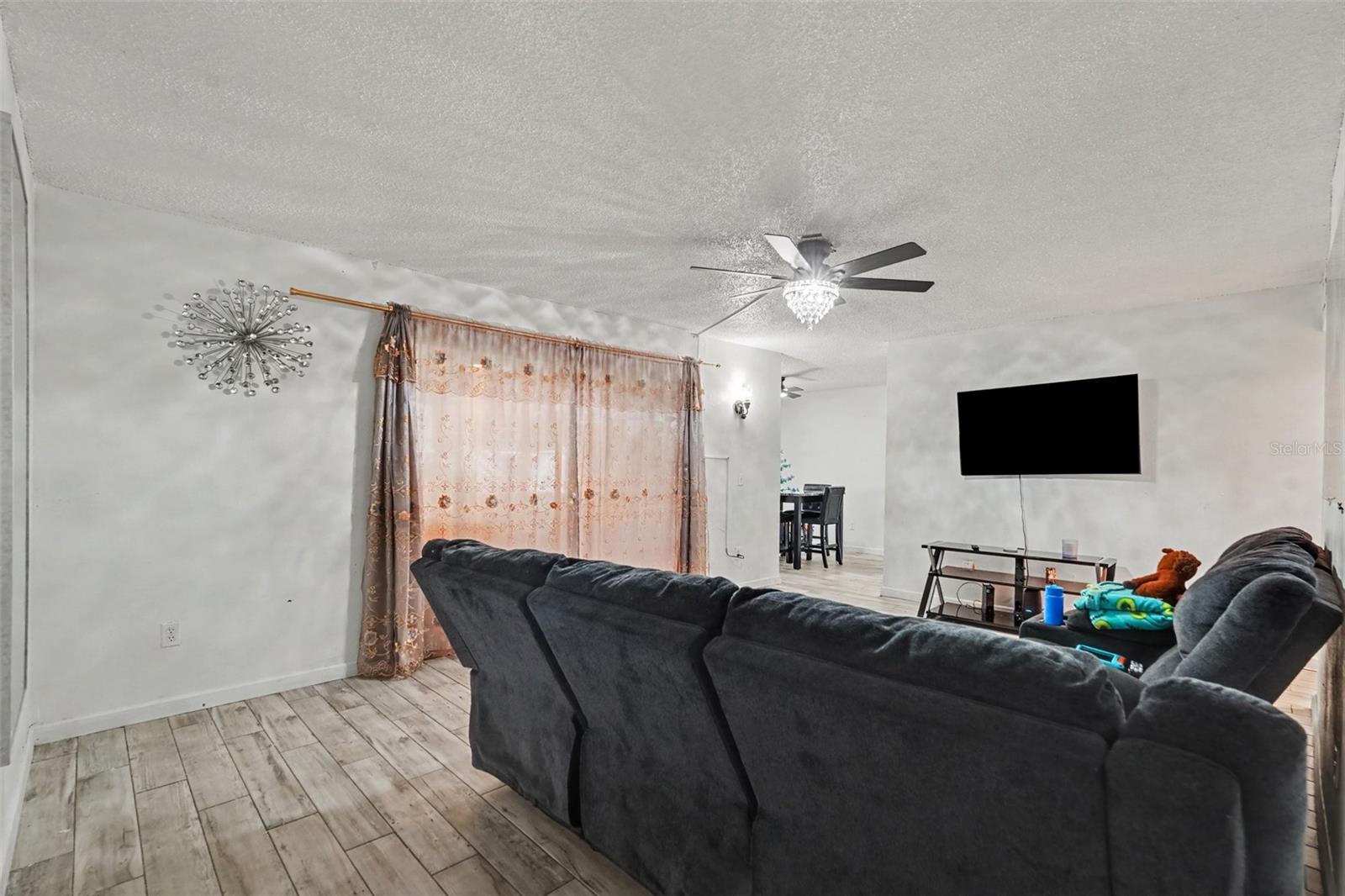 4008 CORTEZ DR #B — photo 11