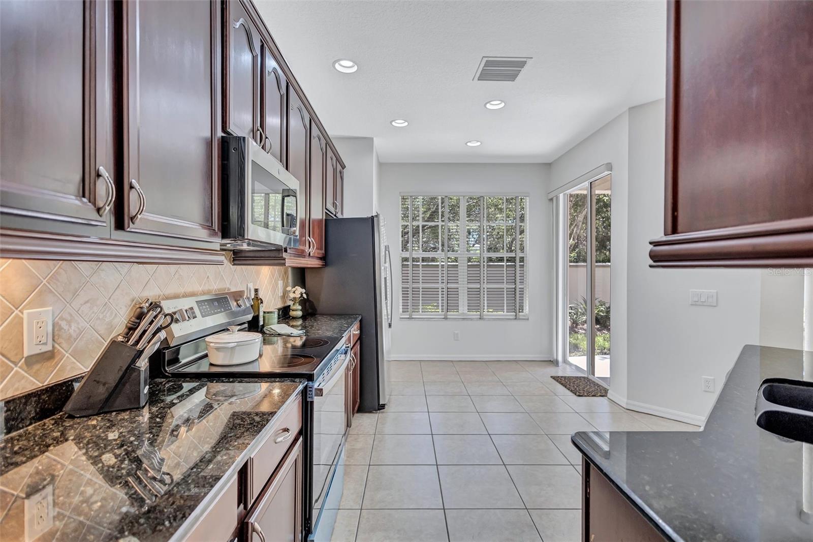 14511 MIRABELLE VISTA CIR — photo 9