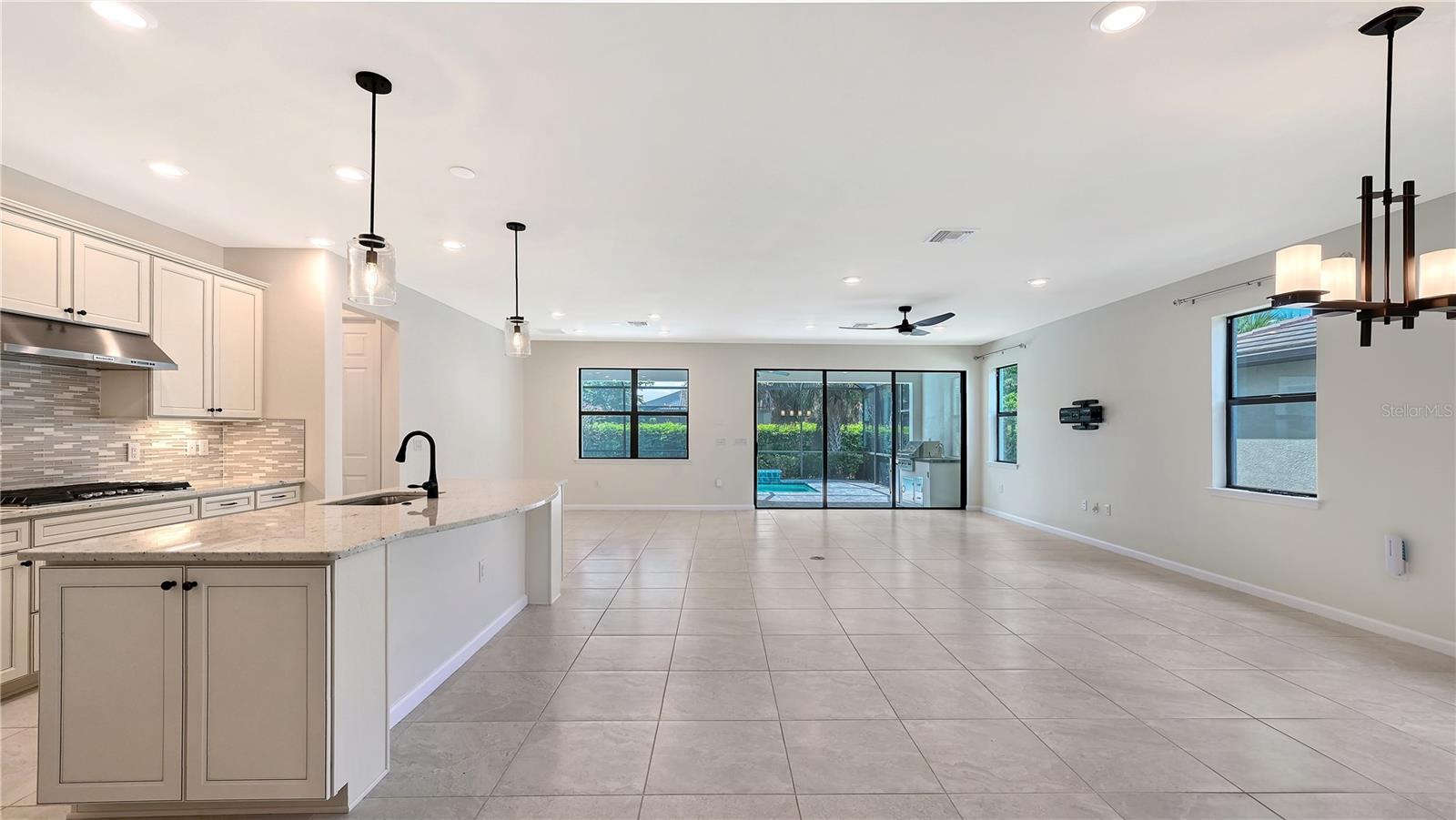 5721 SWEET LEAF WAY — photo 6