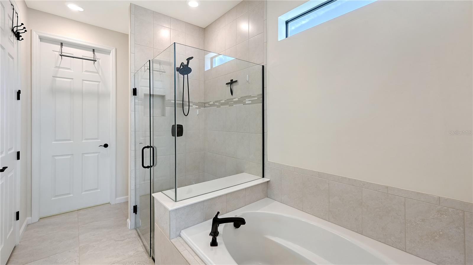 5721 SWEET LEAF WAY — photo 54