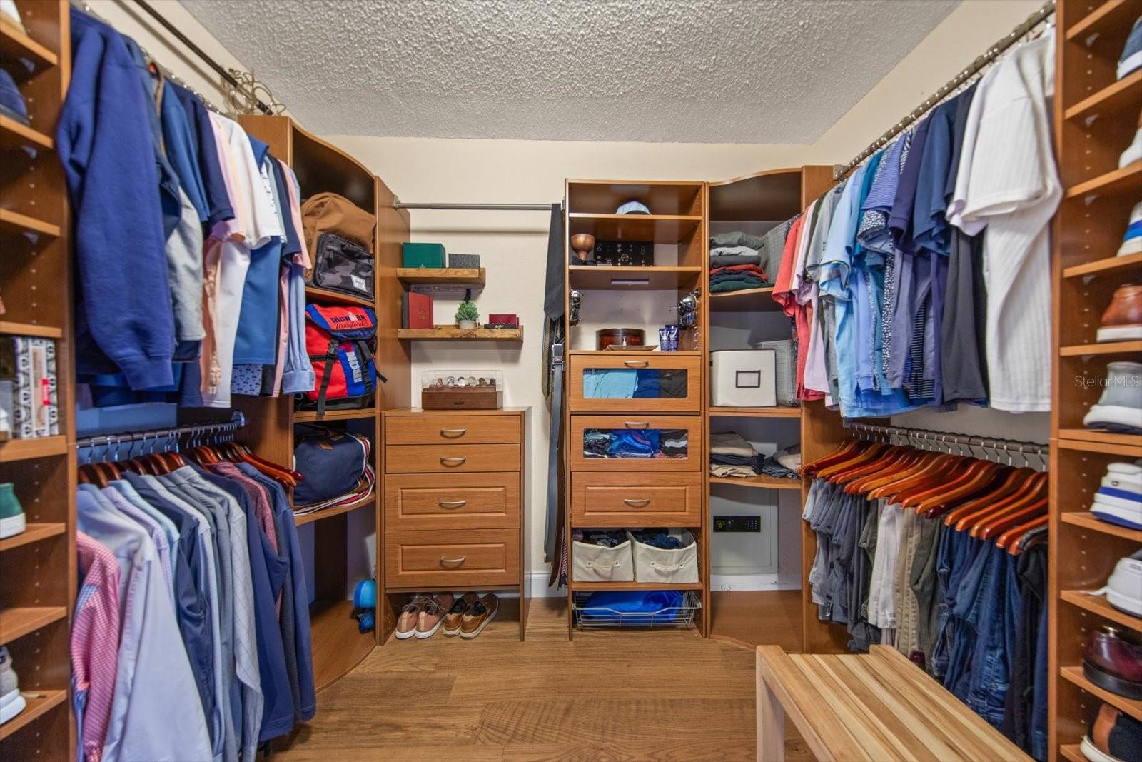 3005 SUNSET DR — photo 20