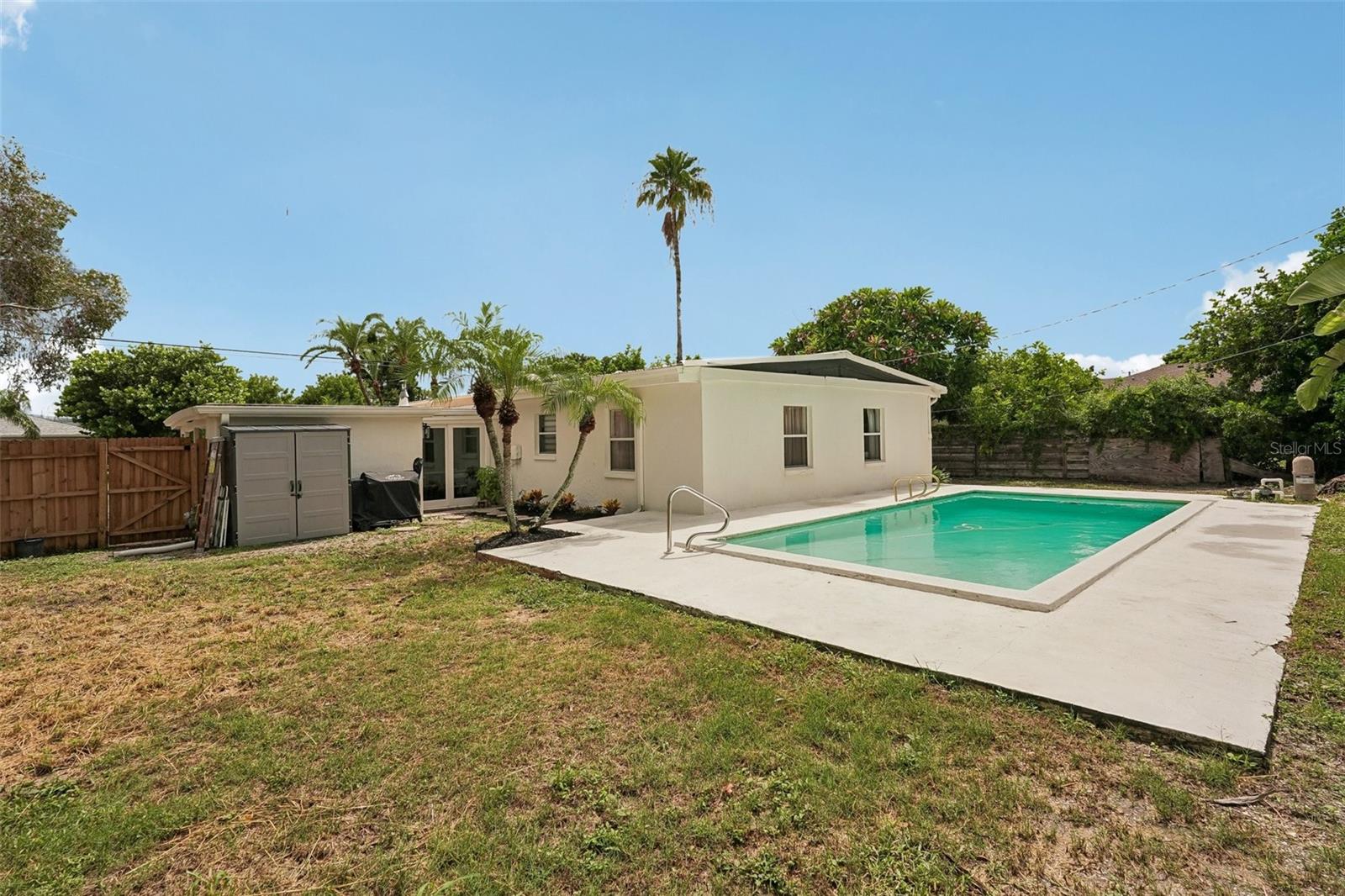 2406 FLORIDA BLVD — photo 2