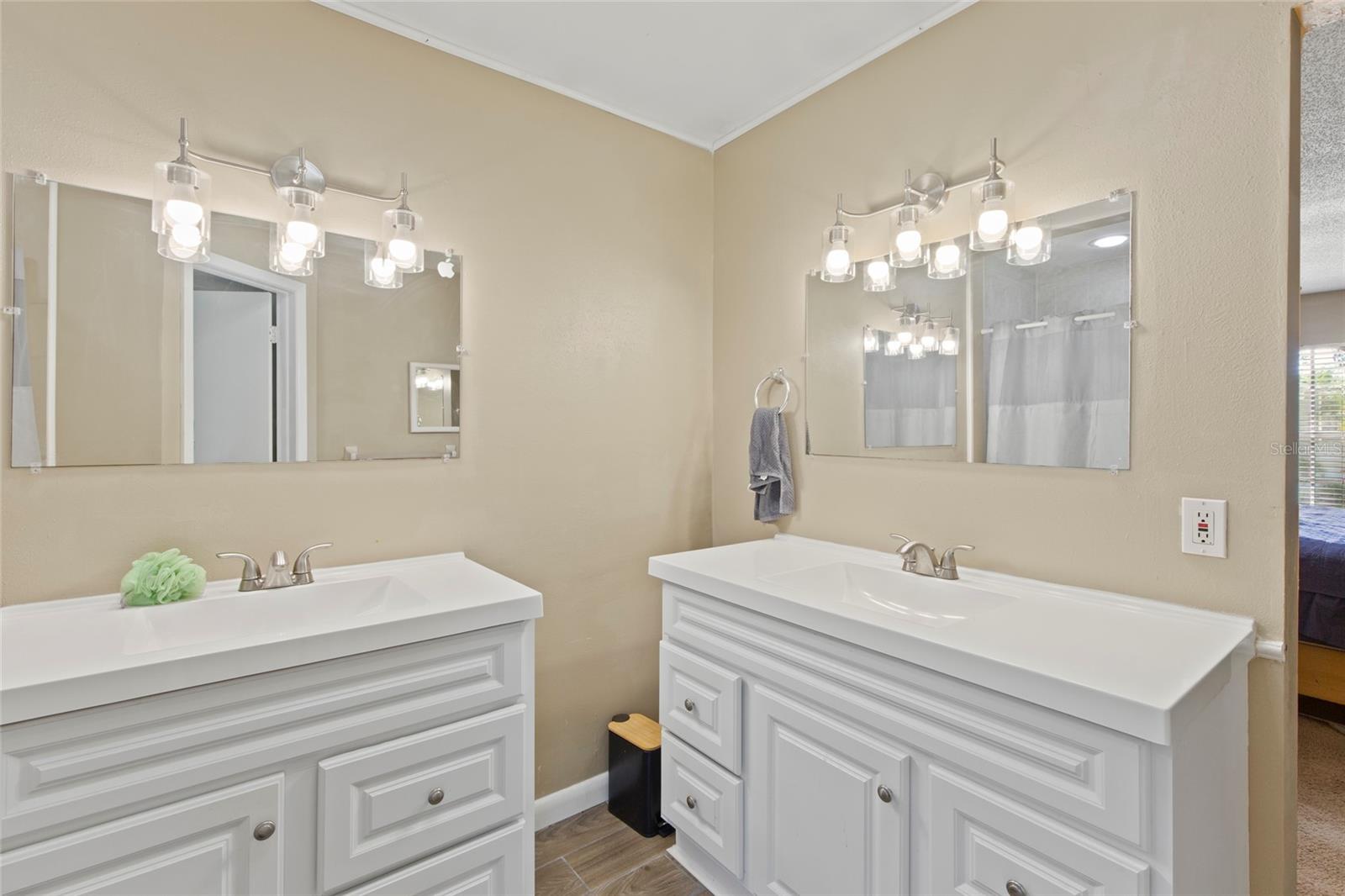 16126 COUNTRY CROSSING DR — photo 23