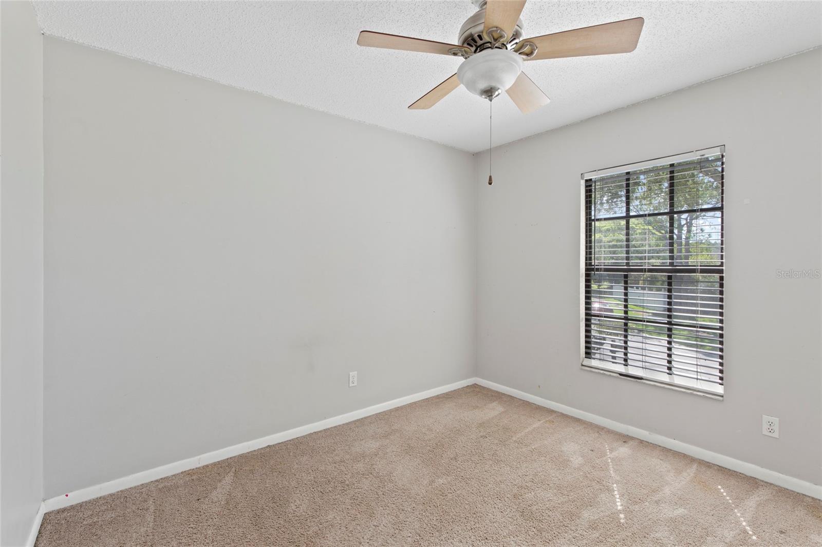 16126 COUNTRY CROSSING DR — photo 26