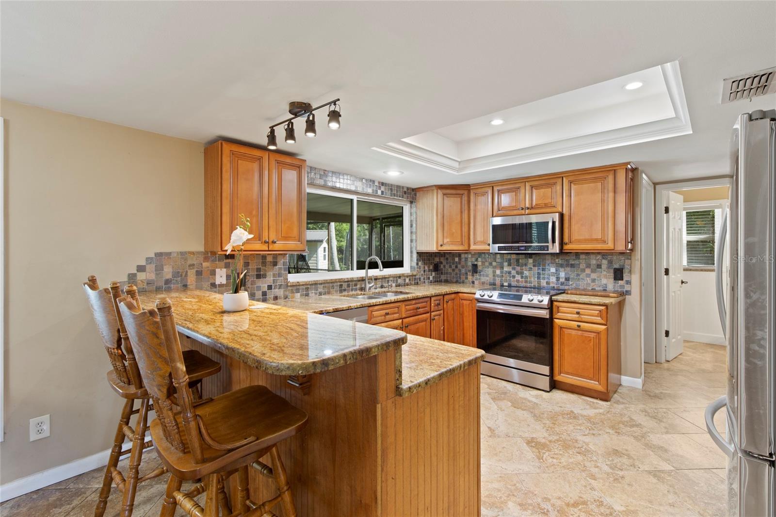 16126 COUNTRY CROSSING DR — photo 12