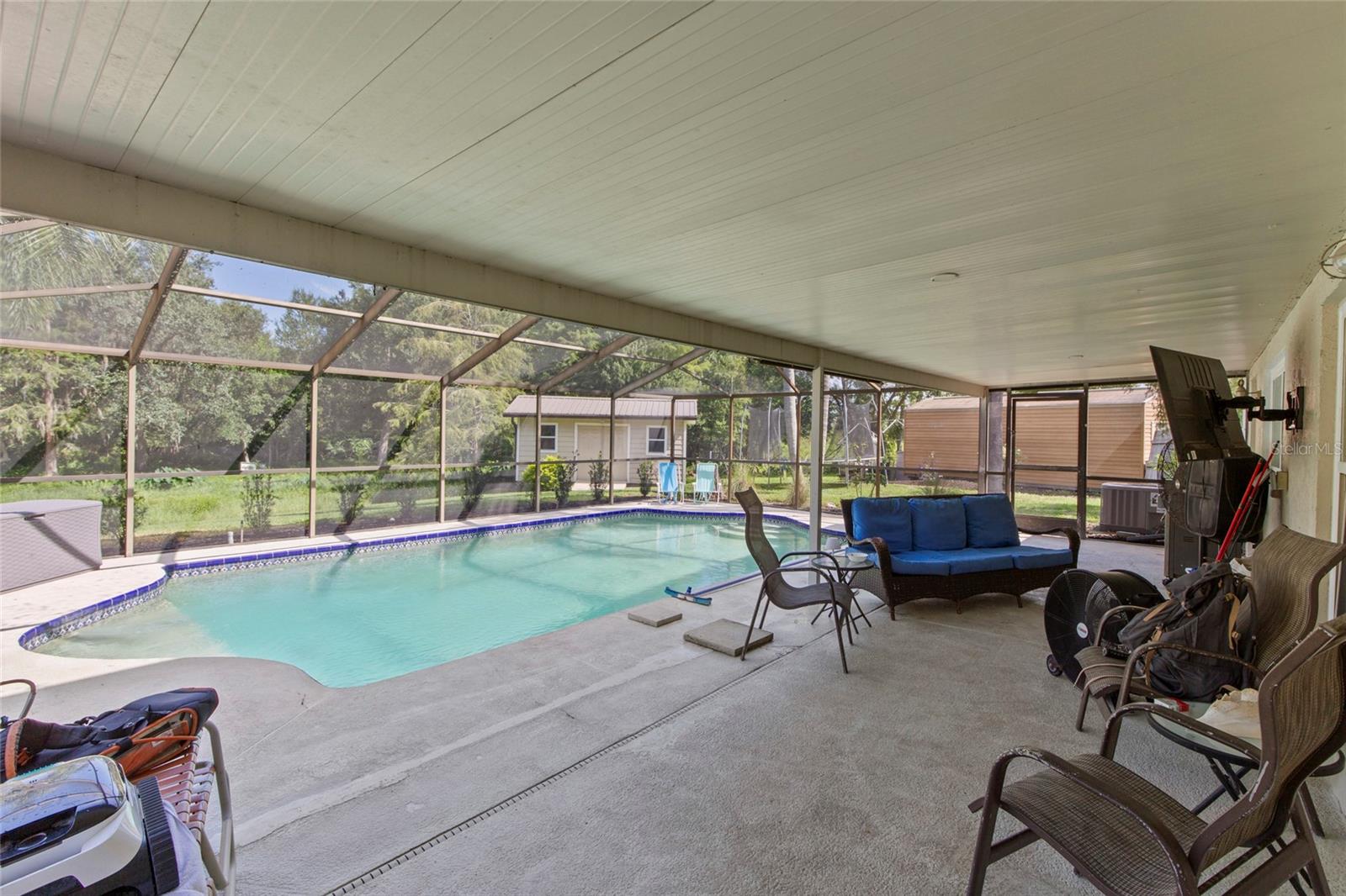 16126 COUNTRY CROSSING DR — photo 34