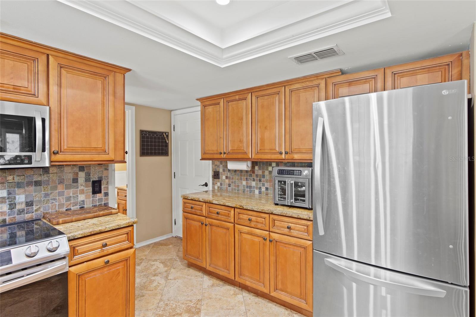 16126 COUNTRY CROSSING DR — photo 16