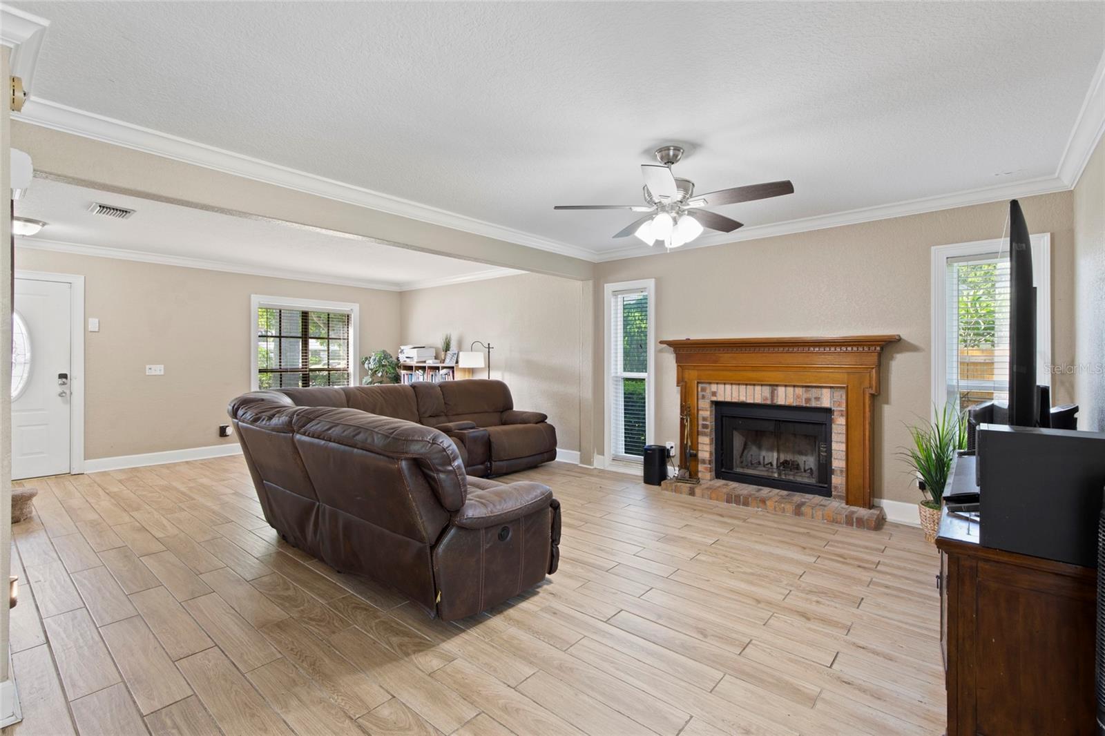 16126 COUNTRY CROSSING DR — photo 6