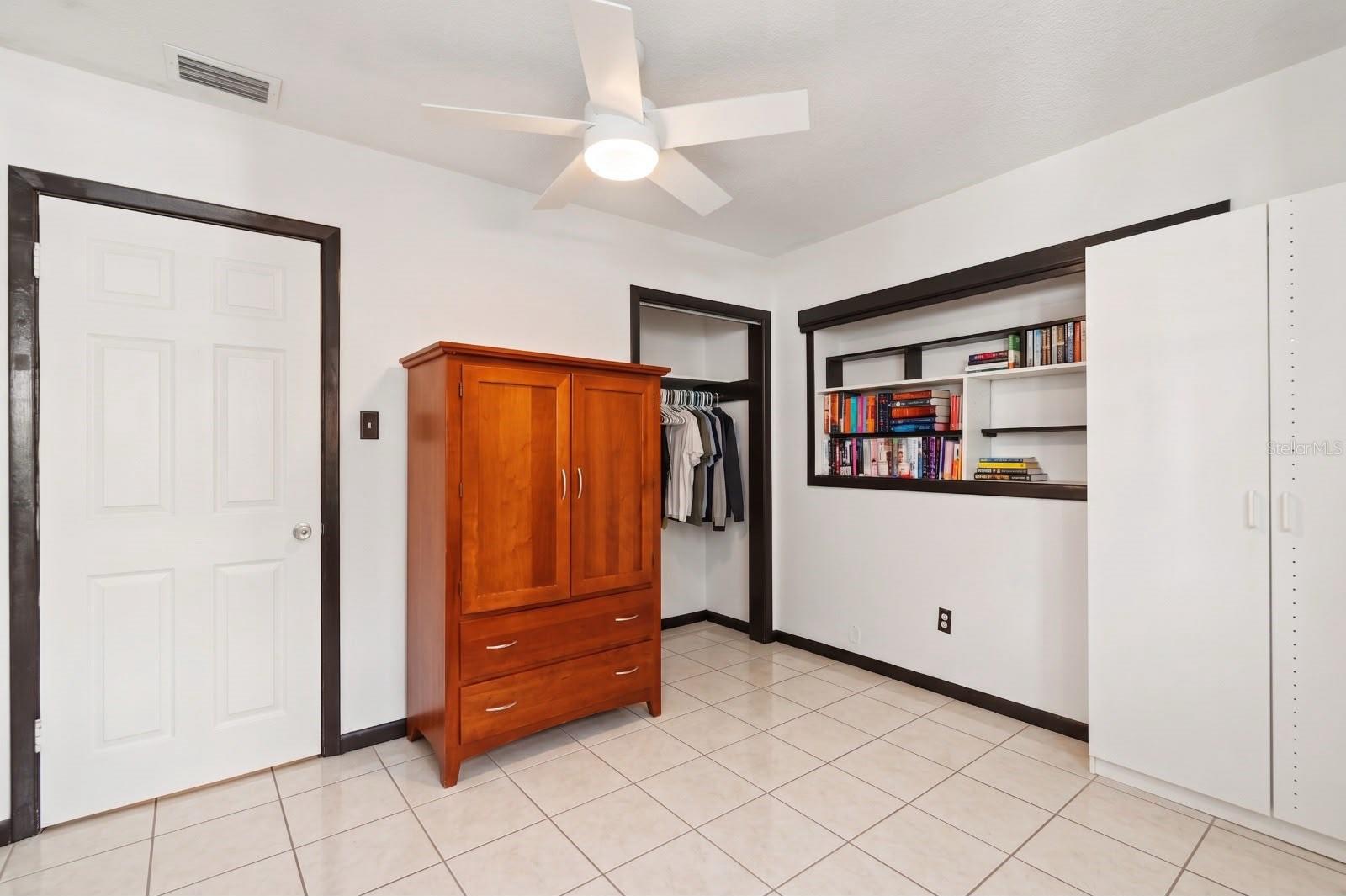 1803 E BOUGAINVILLEA AVE — photo 15