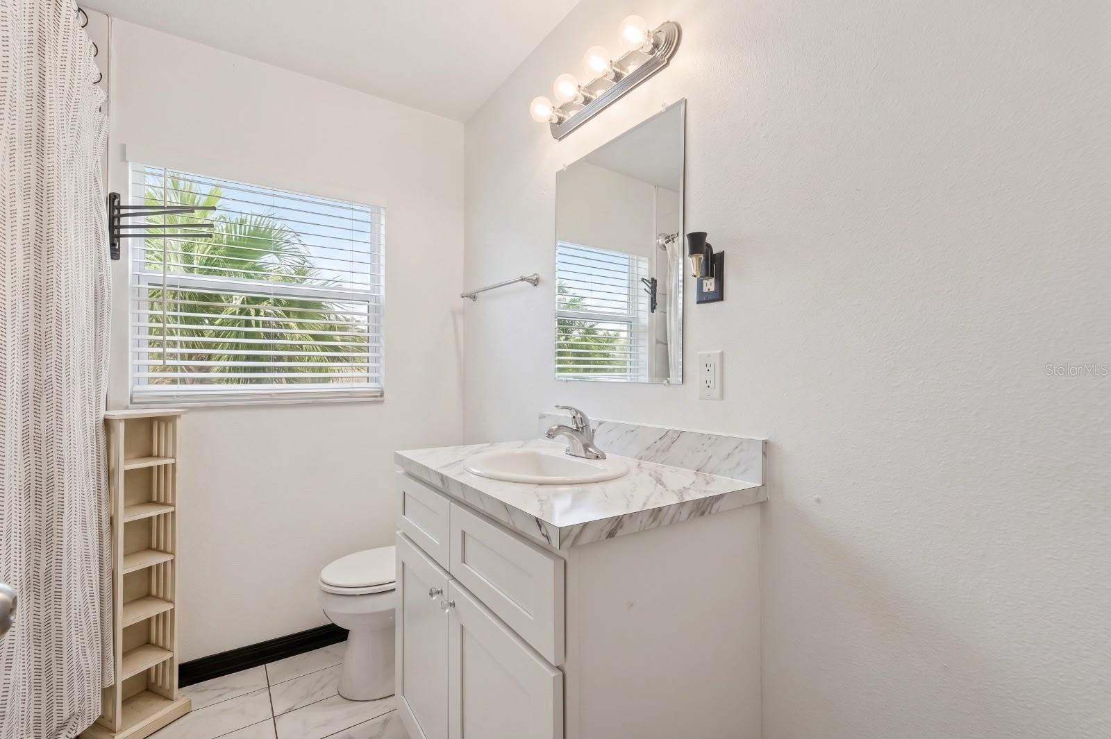 1803 E BOUGAINVILLEA AVE — photo 8