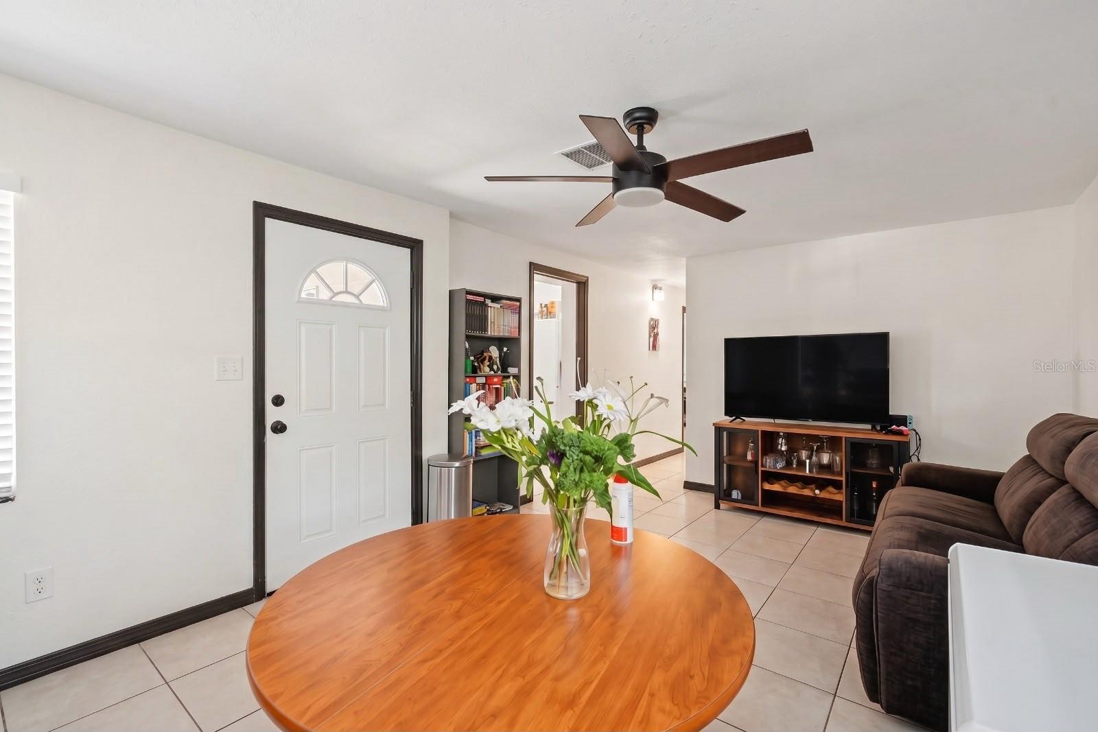 1803 E BOUGAINVILLEA AVE — photo 21
