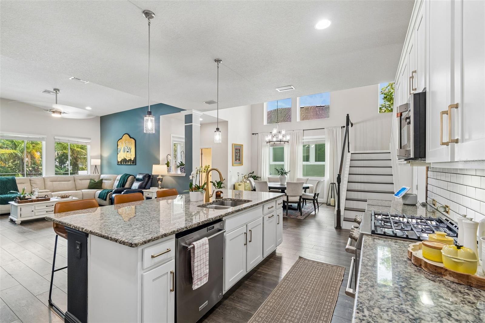 6323 HAVENSPORT DR — photo 21