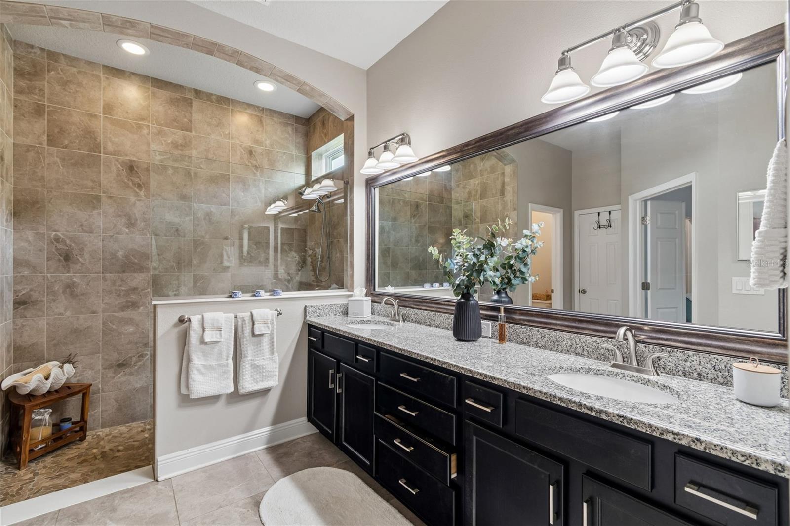 6323 HAVENSPORT DR — photo 40