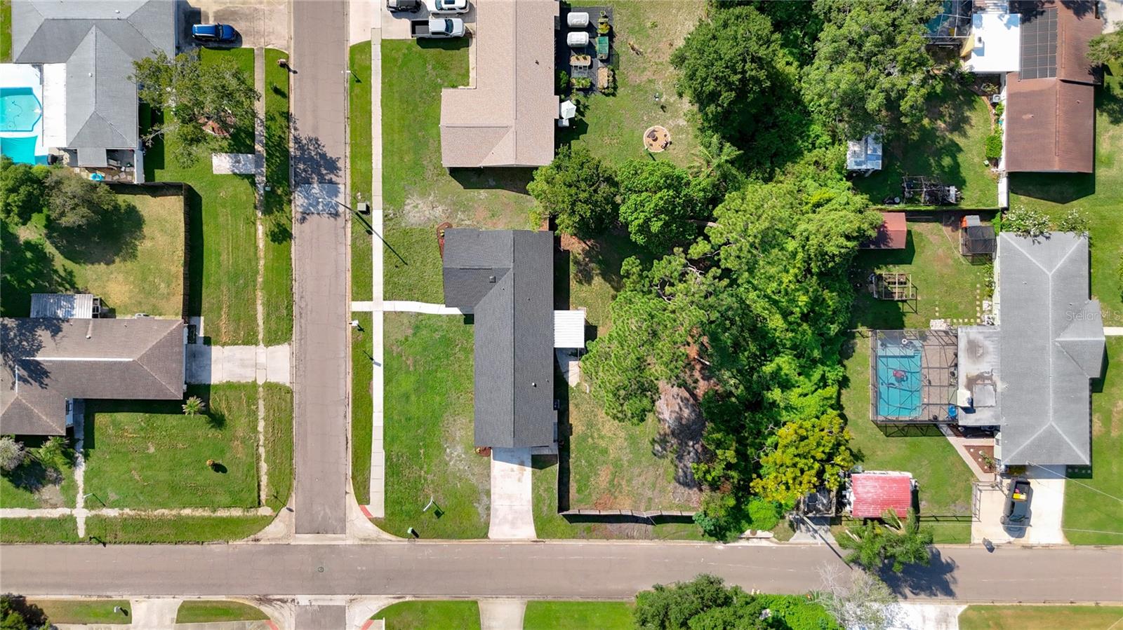 264 VAN GOGH CIR — photo 33
