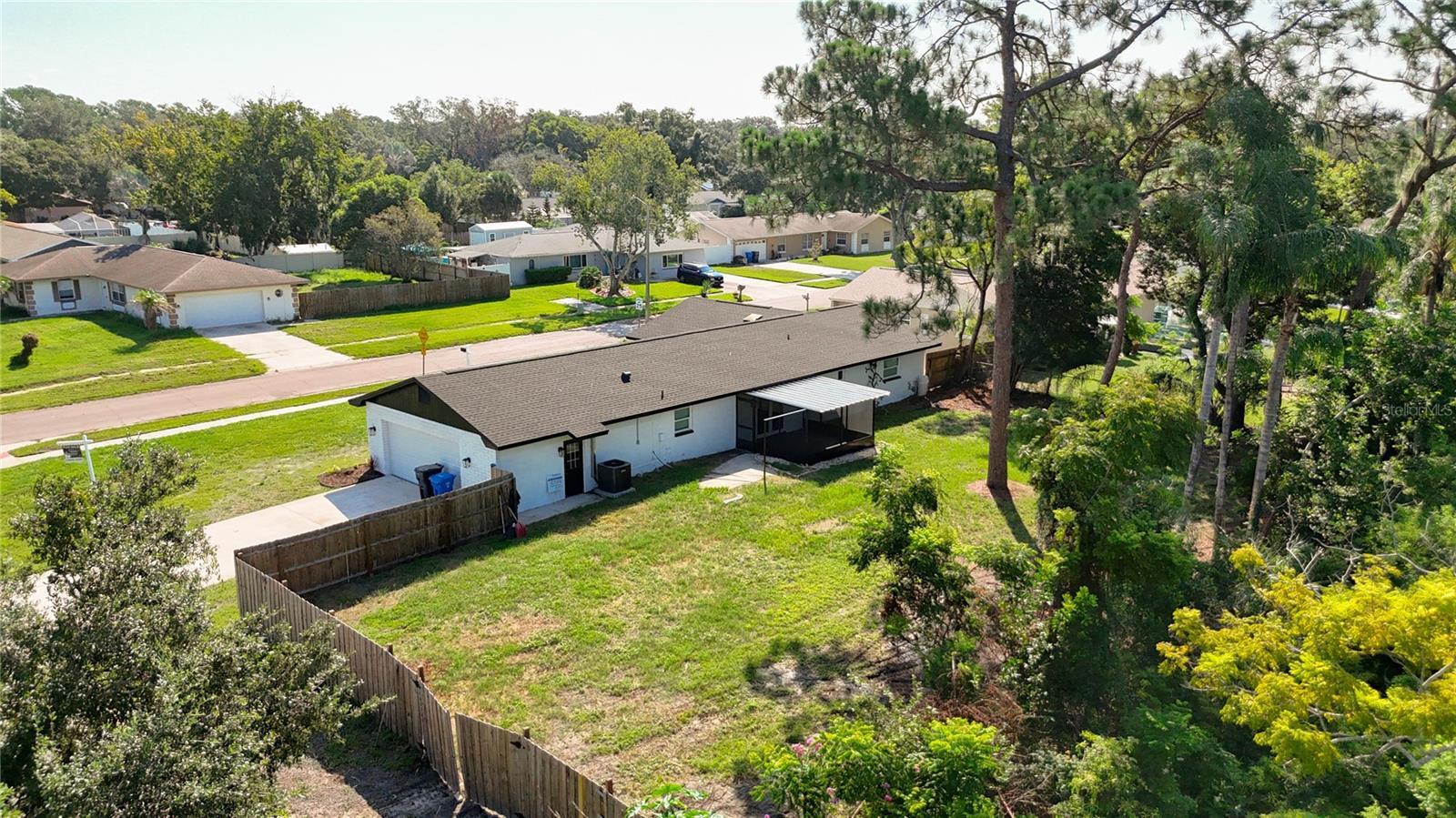 264 VAN GOGH CIR — photo 30