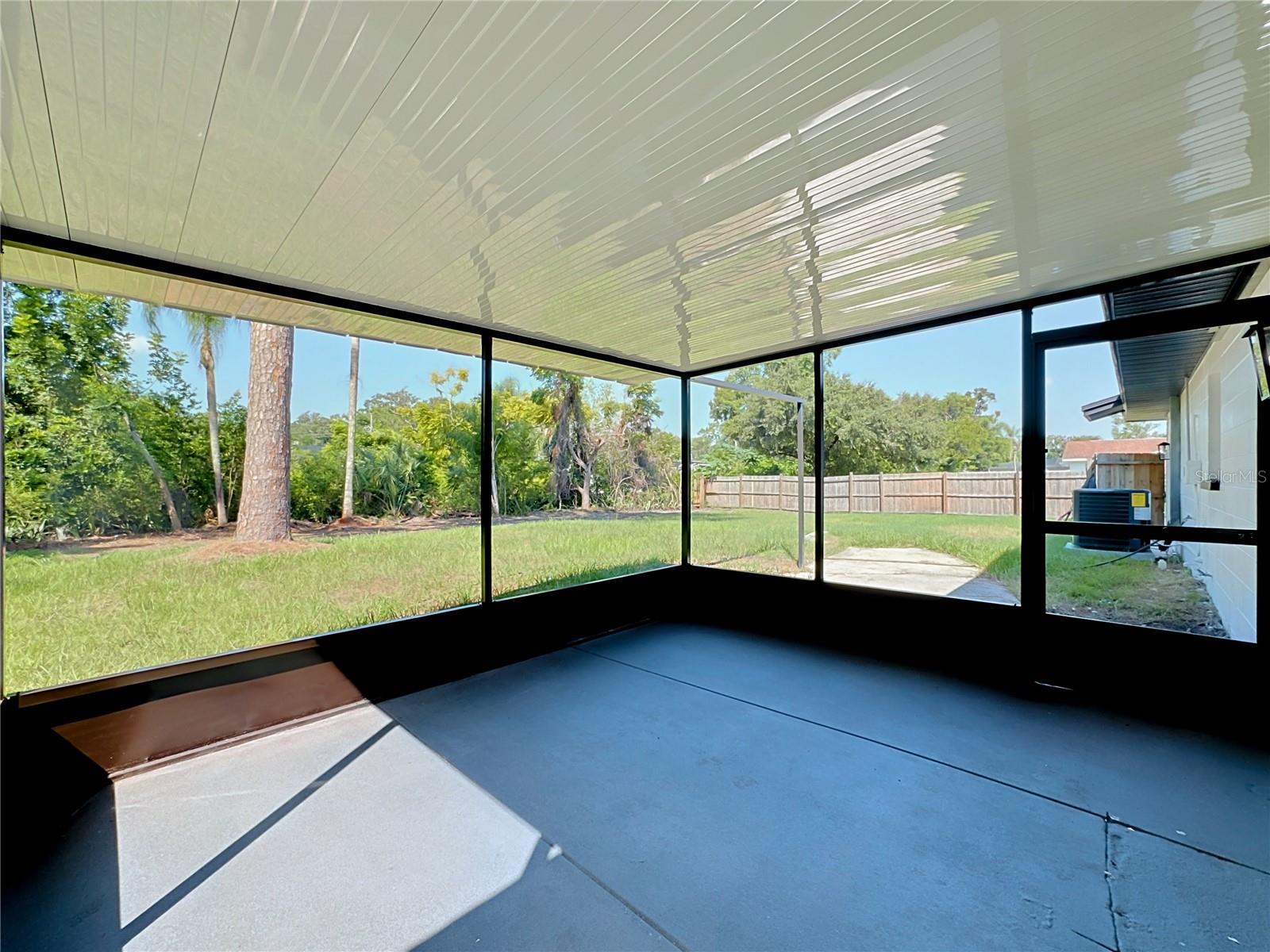 264 VAN GOGH CIR — photo 27