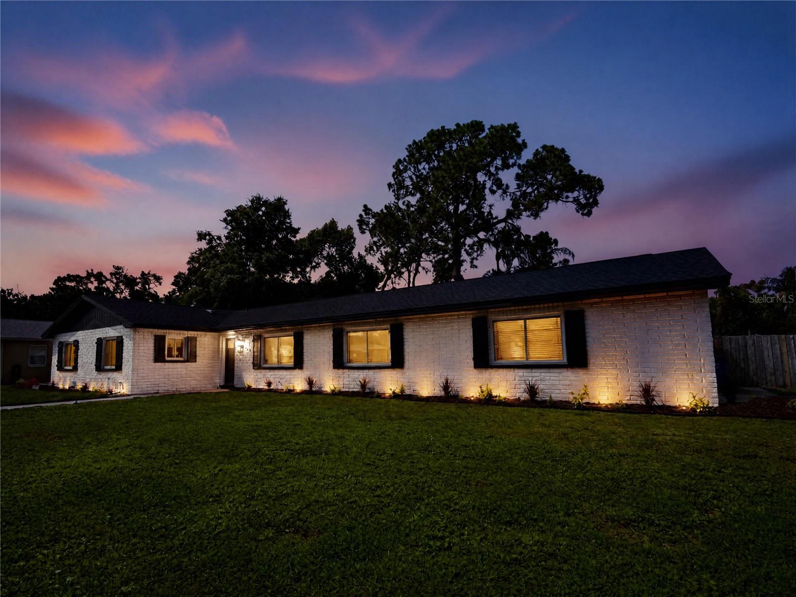 264 VAN GOGH CIR — photo 35