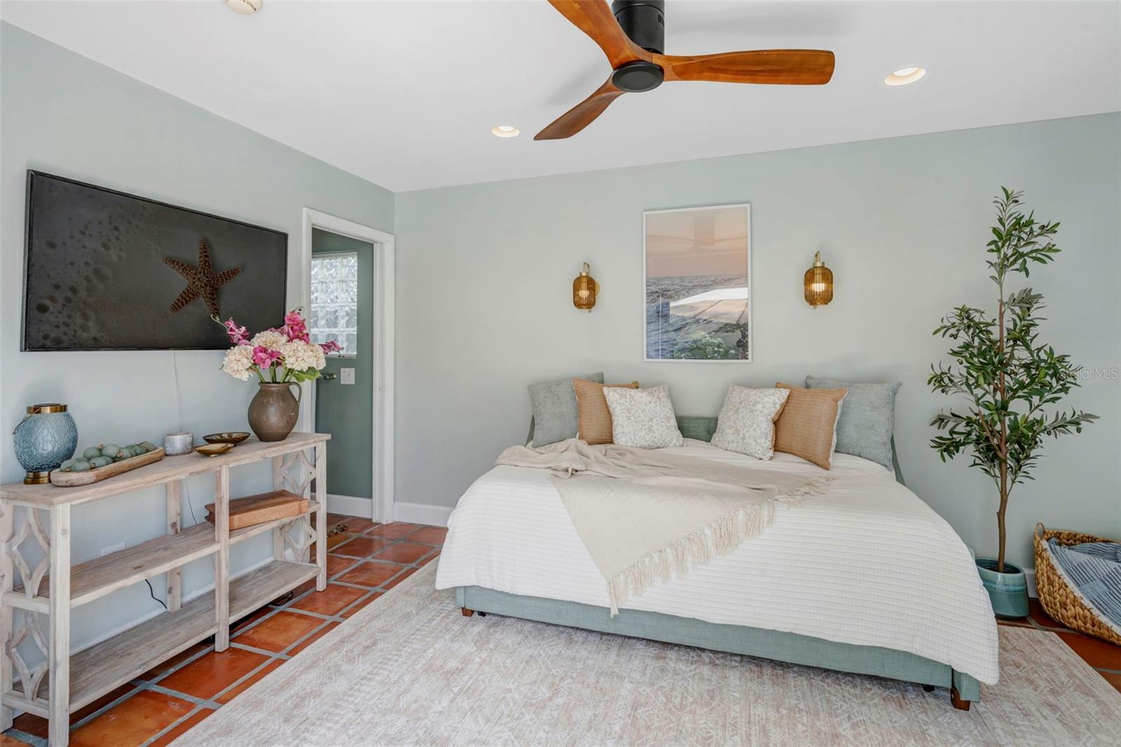 3819 W SAN MIGUEL ST — photo 46