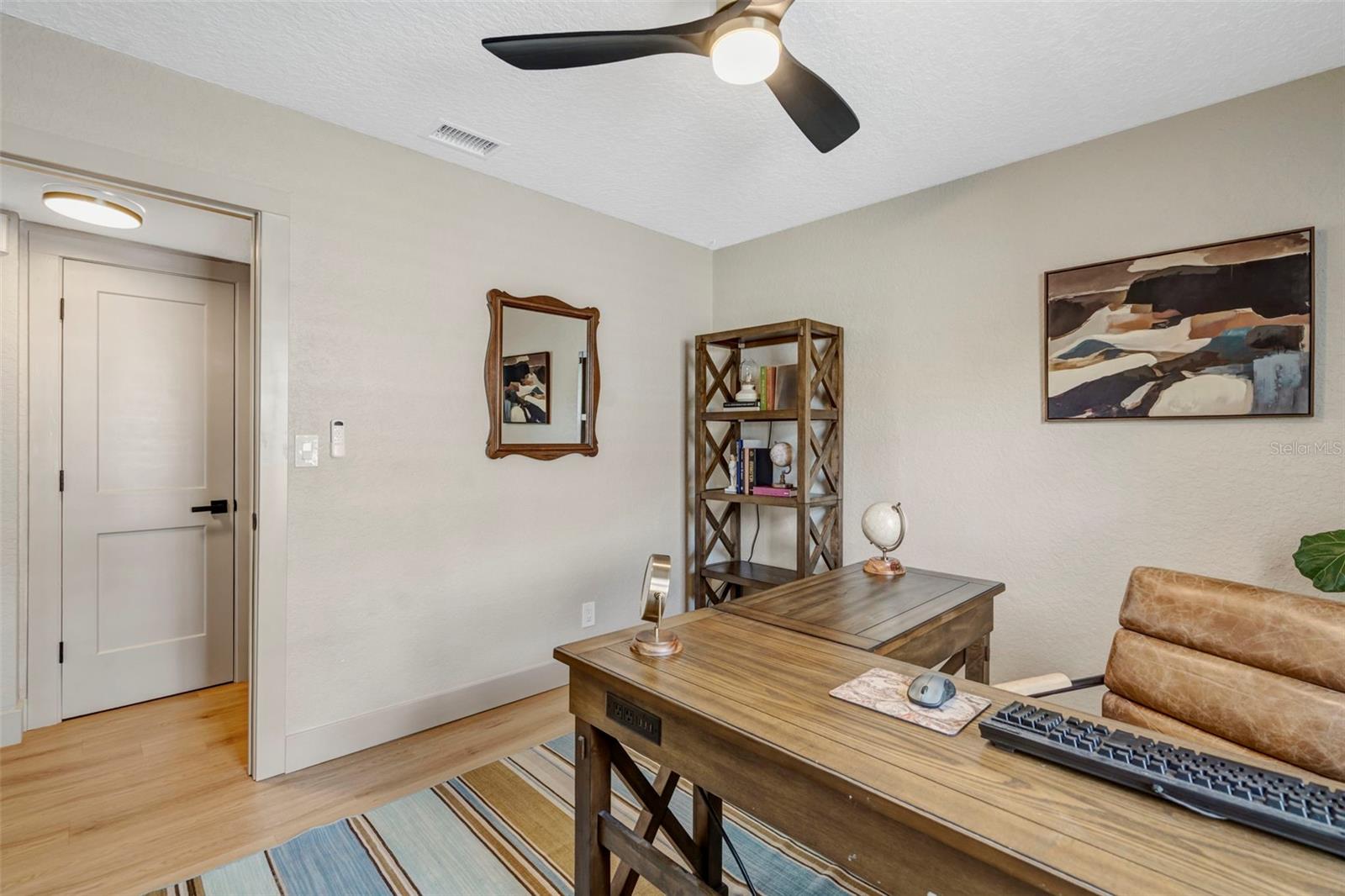 3819 W SAN MIGUEL ST — photo 35