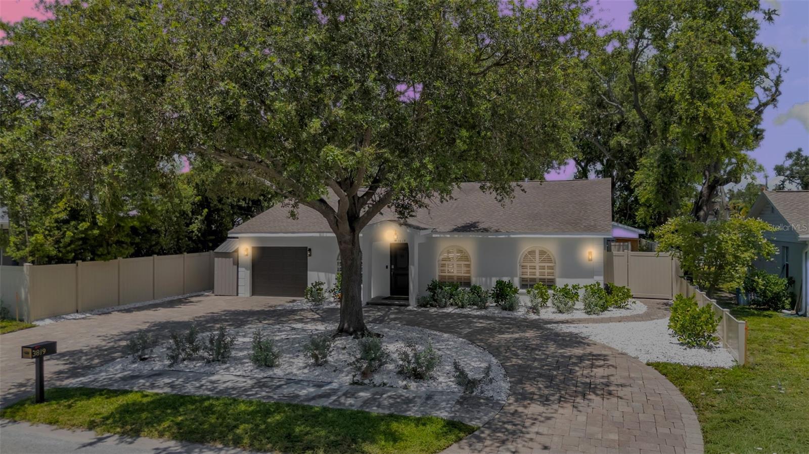 3819 W SAN MIGUEL ST — photo 12
