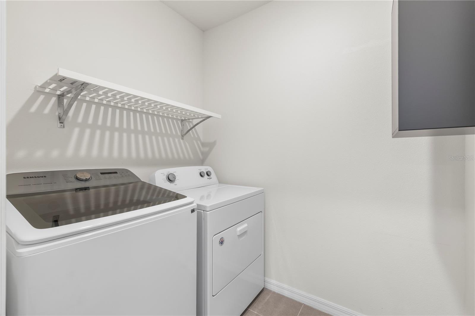 10212 GOLDEN LIGHT CT — photo 38