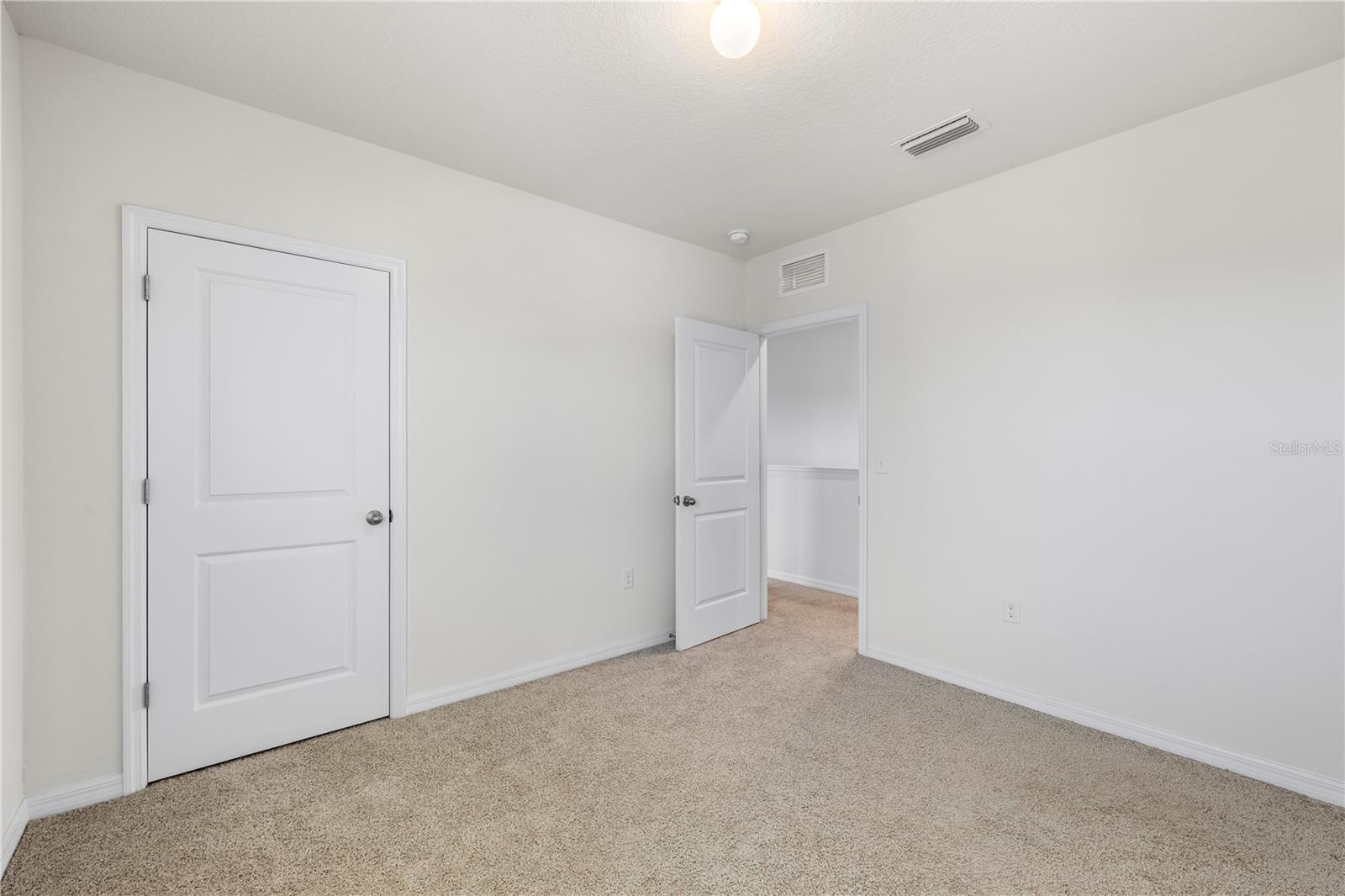 10212 GOLDEN LIGHT CT — photo 26