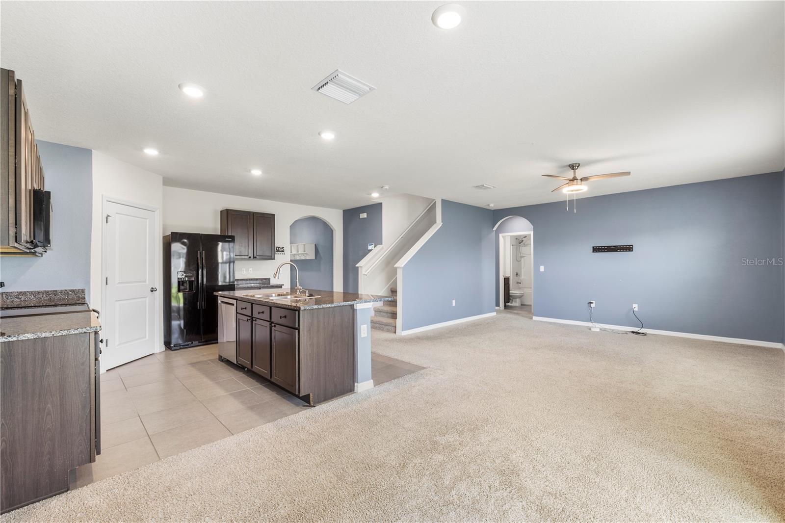 10212 GOLDEN LIGHT CT — photo 13
