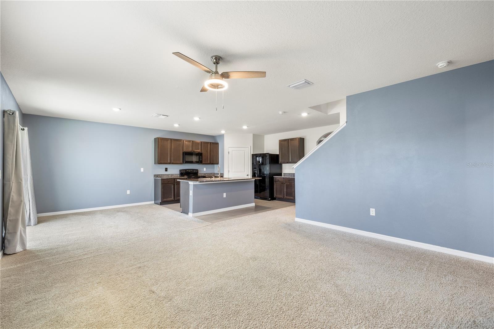 10212 GOLDEN LIGHT CT — photo 9