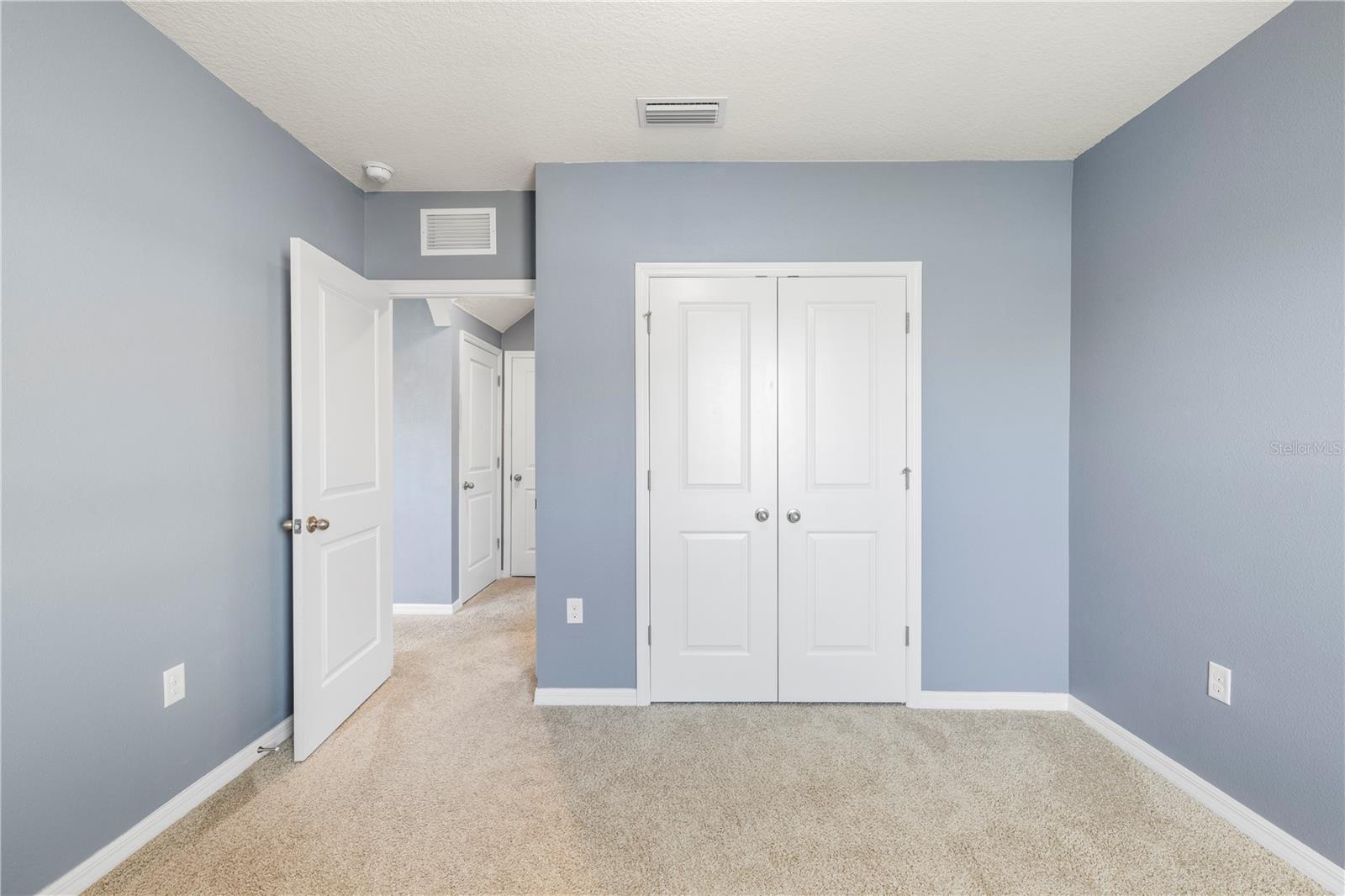 10212 GOLDEN LIGHT CT — photo 20