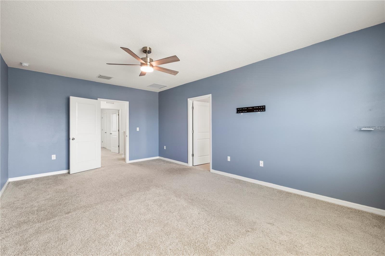 10212 GOLDEN LIGHT CT — photo 36