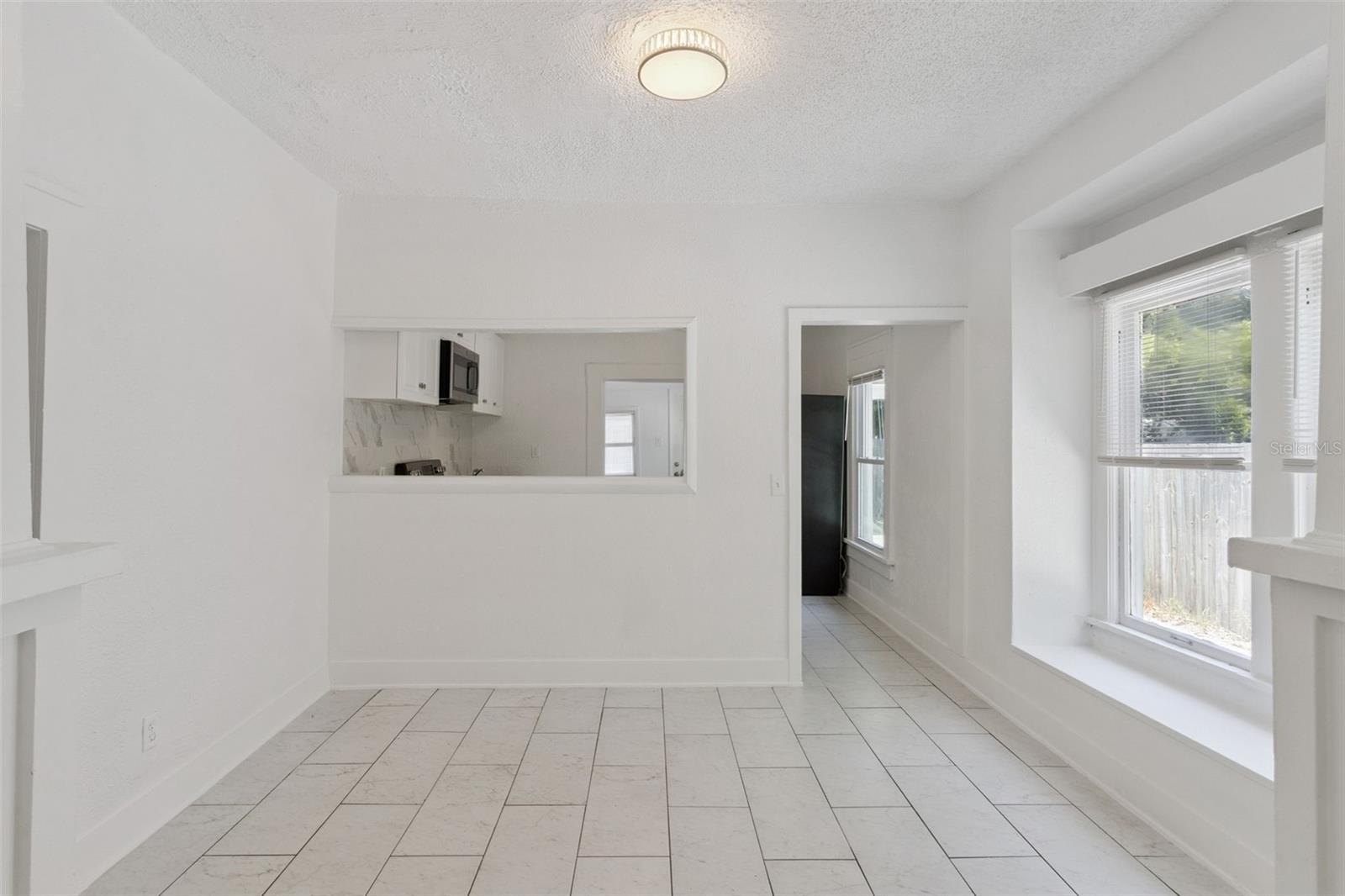 1743 YALE ST S — photo 9