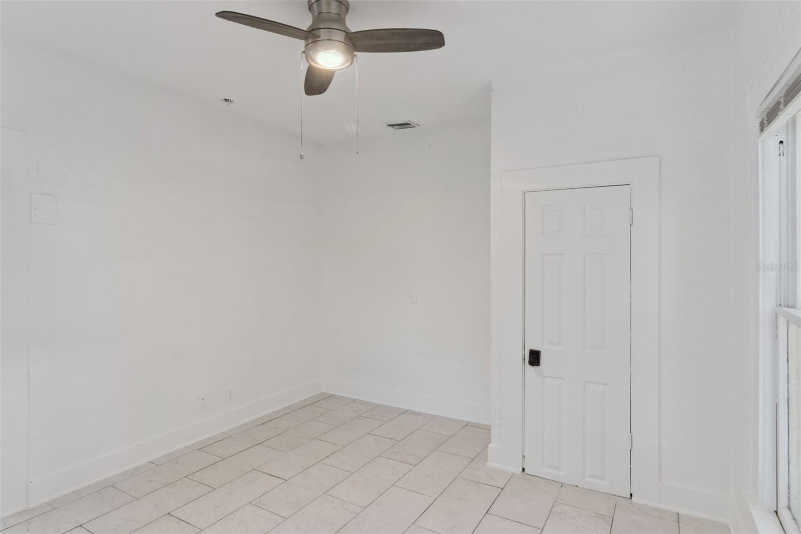 1743 YALE ST S — photo 27