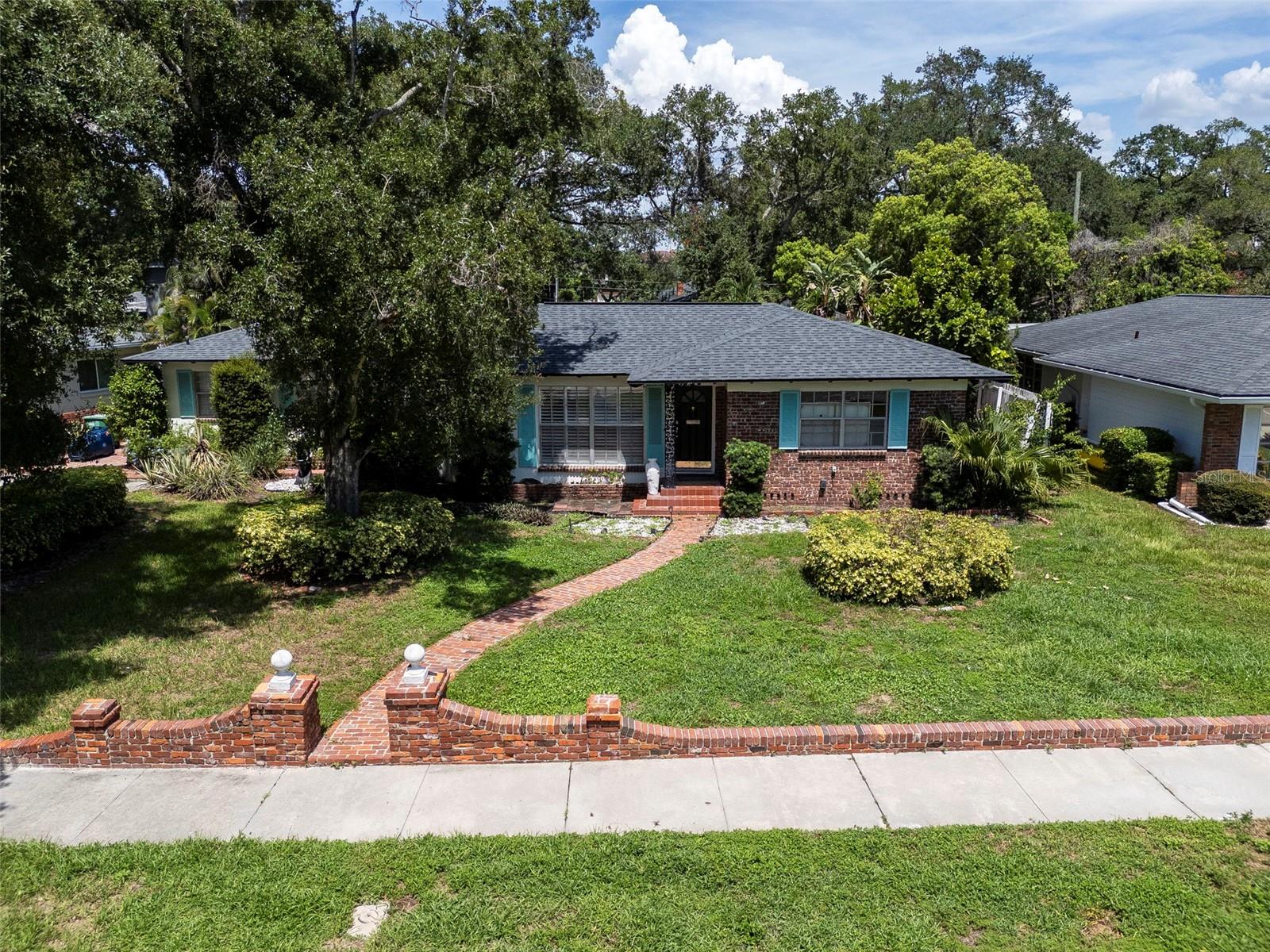 451 W DAVIS BLVD — photo 2