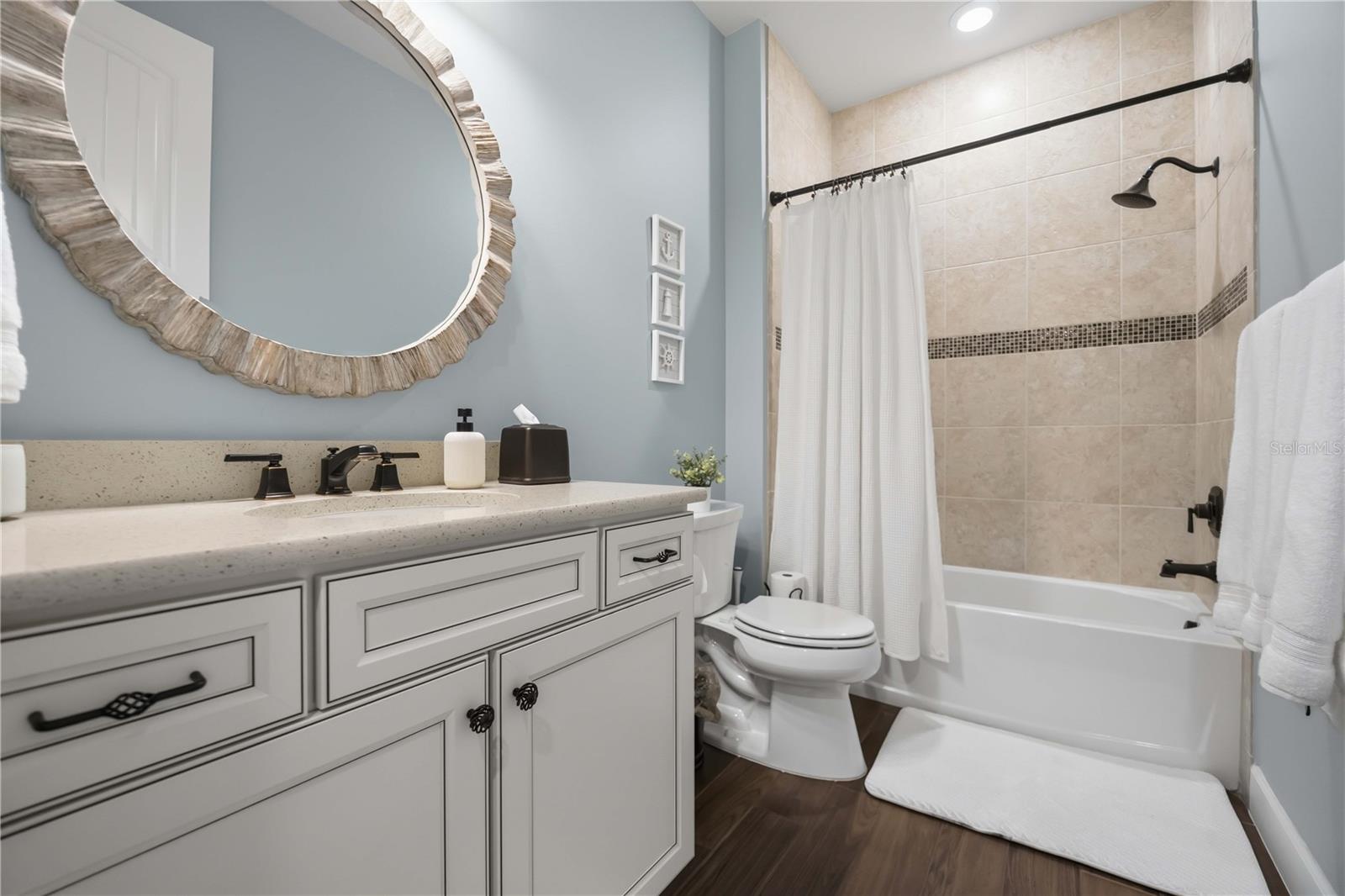 12307 SEABROOK AVE — photo 29