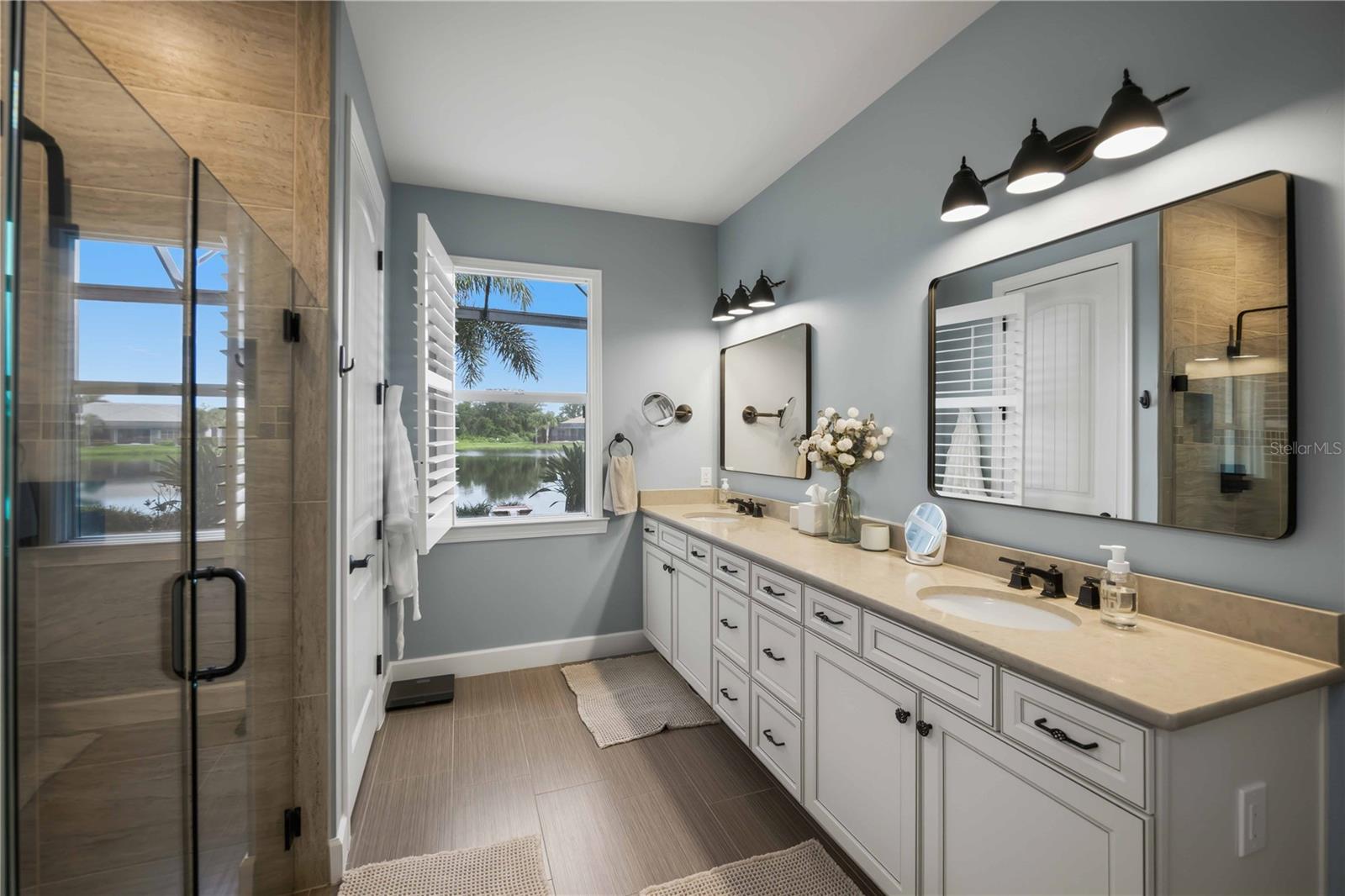 12307 SEABROOK AVE — photo 37
