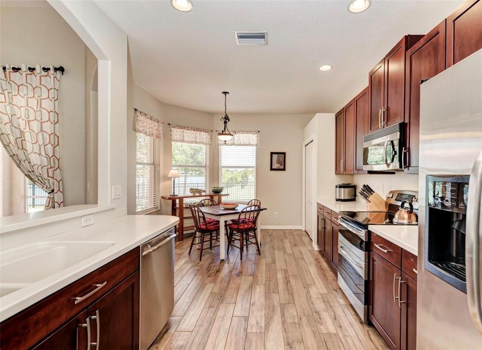 7106 50TH AVENUE CIR E — photo 10